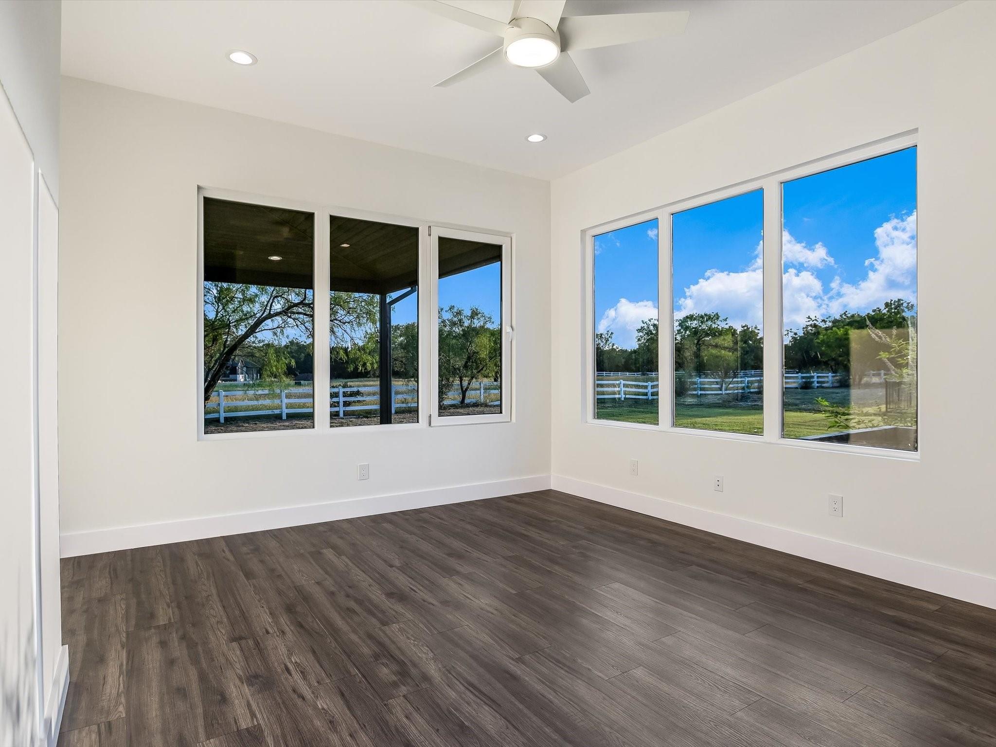 172 Westgate LOOP