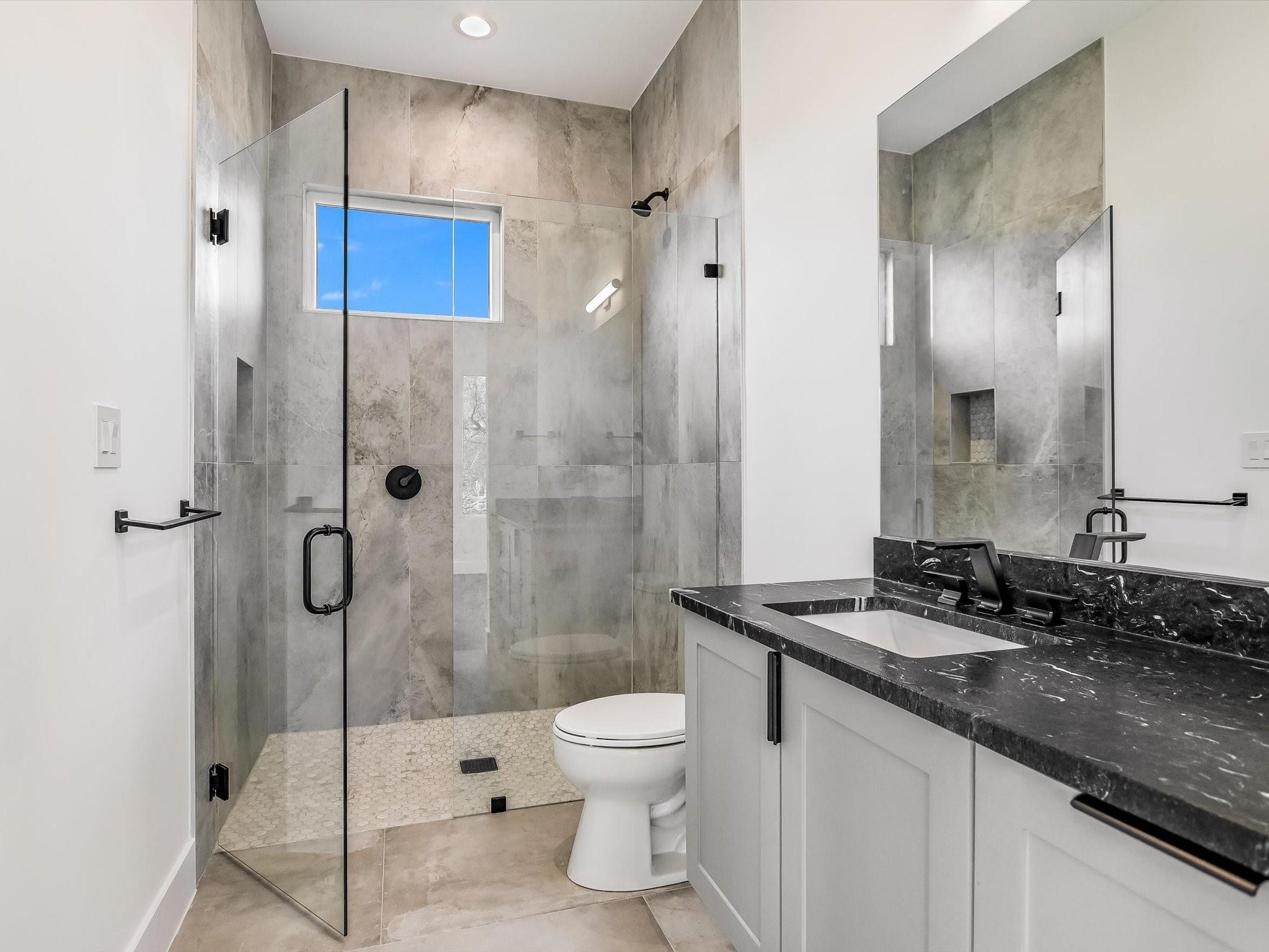 172 Westgate LOOP