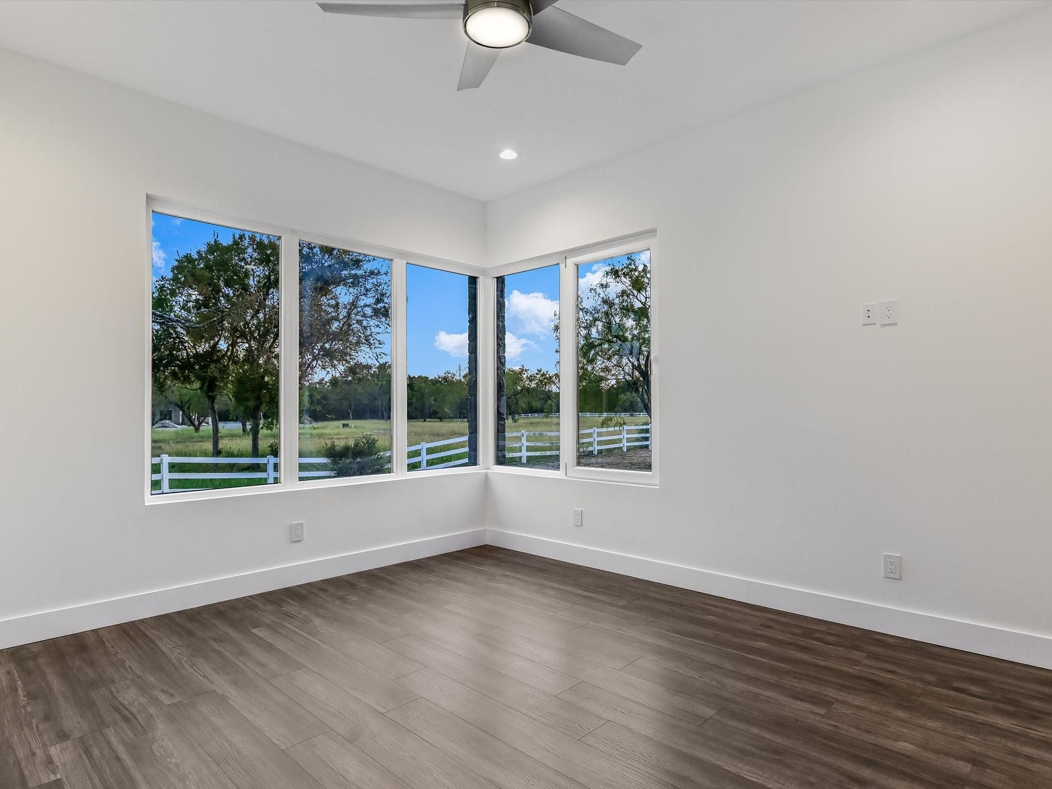172 Westgate LOOP