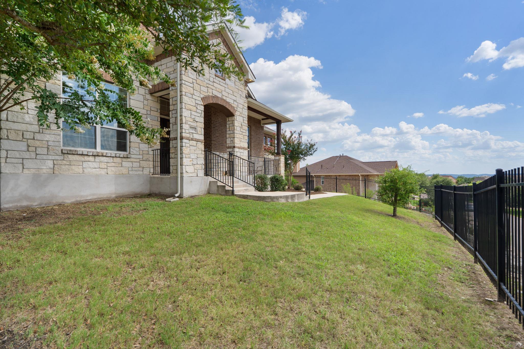 2304 Arroyoo Grande DR