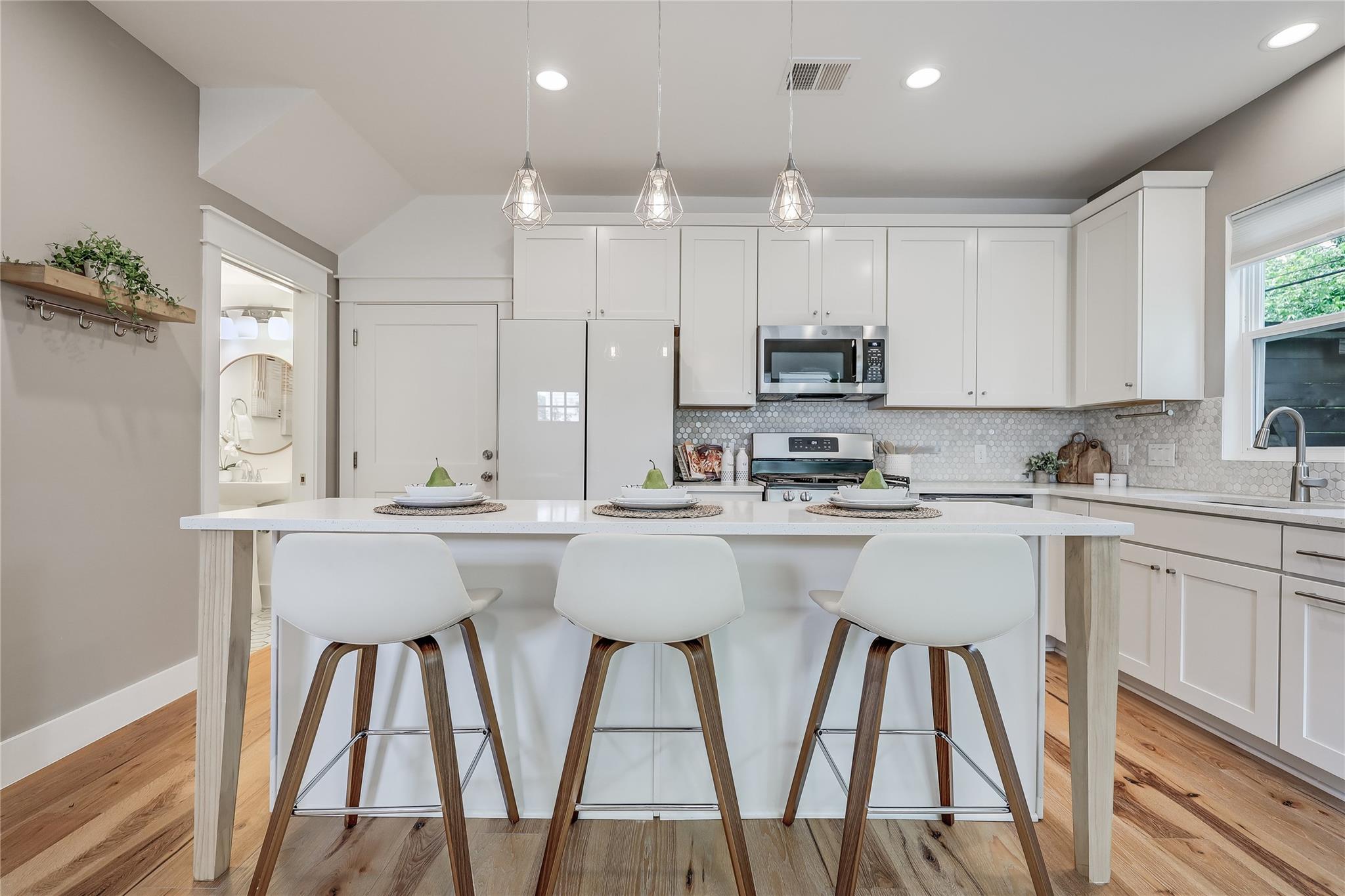 5512 Duval ST # 2