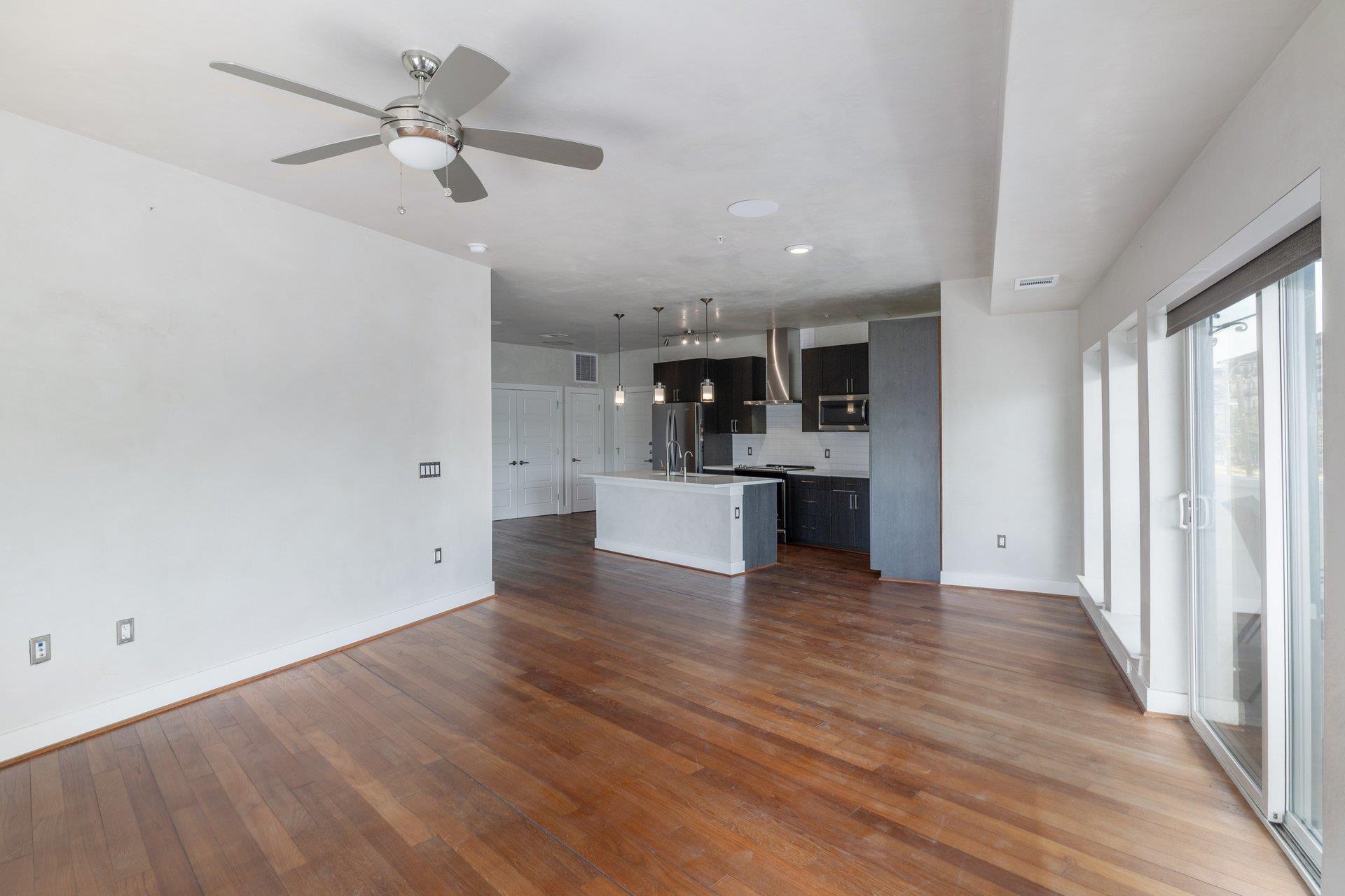 6444 Burnet RD # 100
