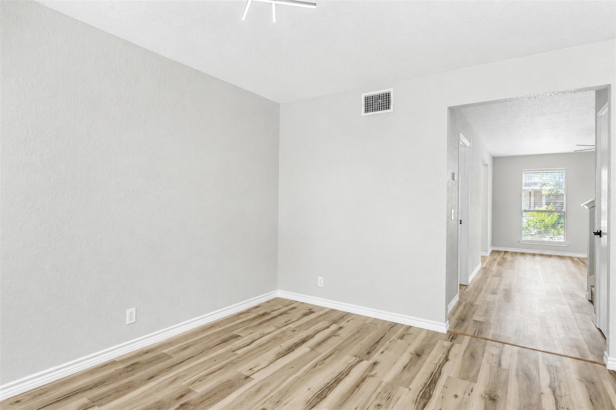 4523 Secure LN