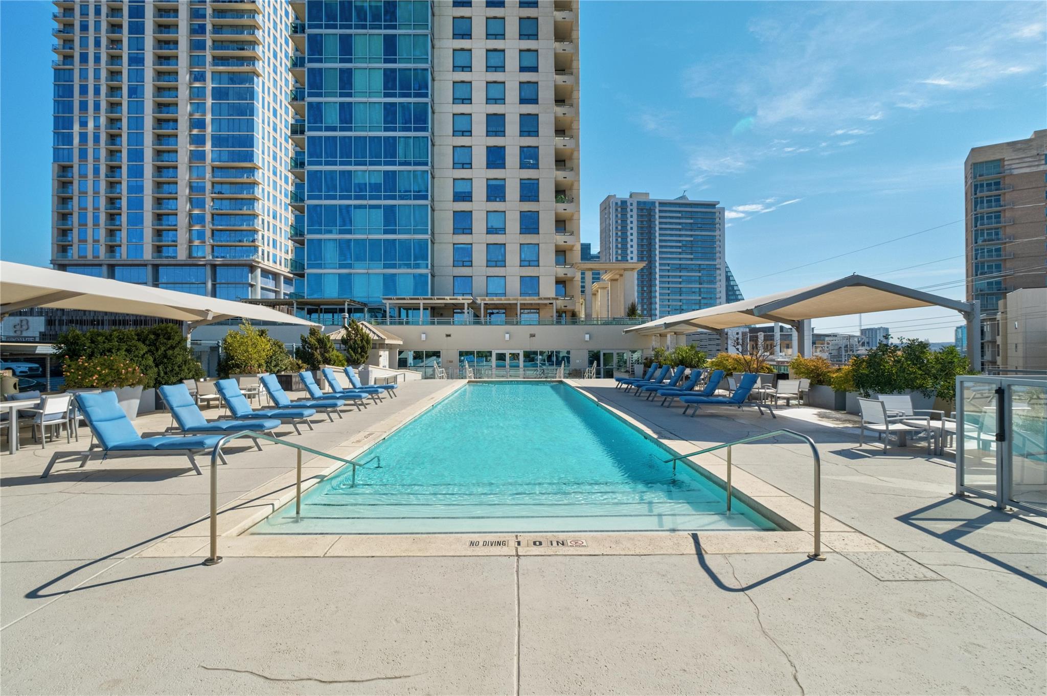 300 Bowie ST # 1208