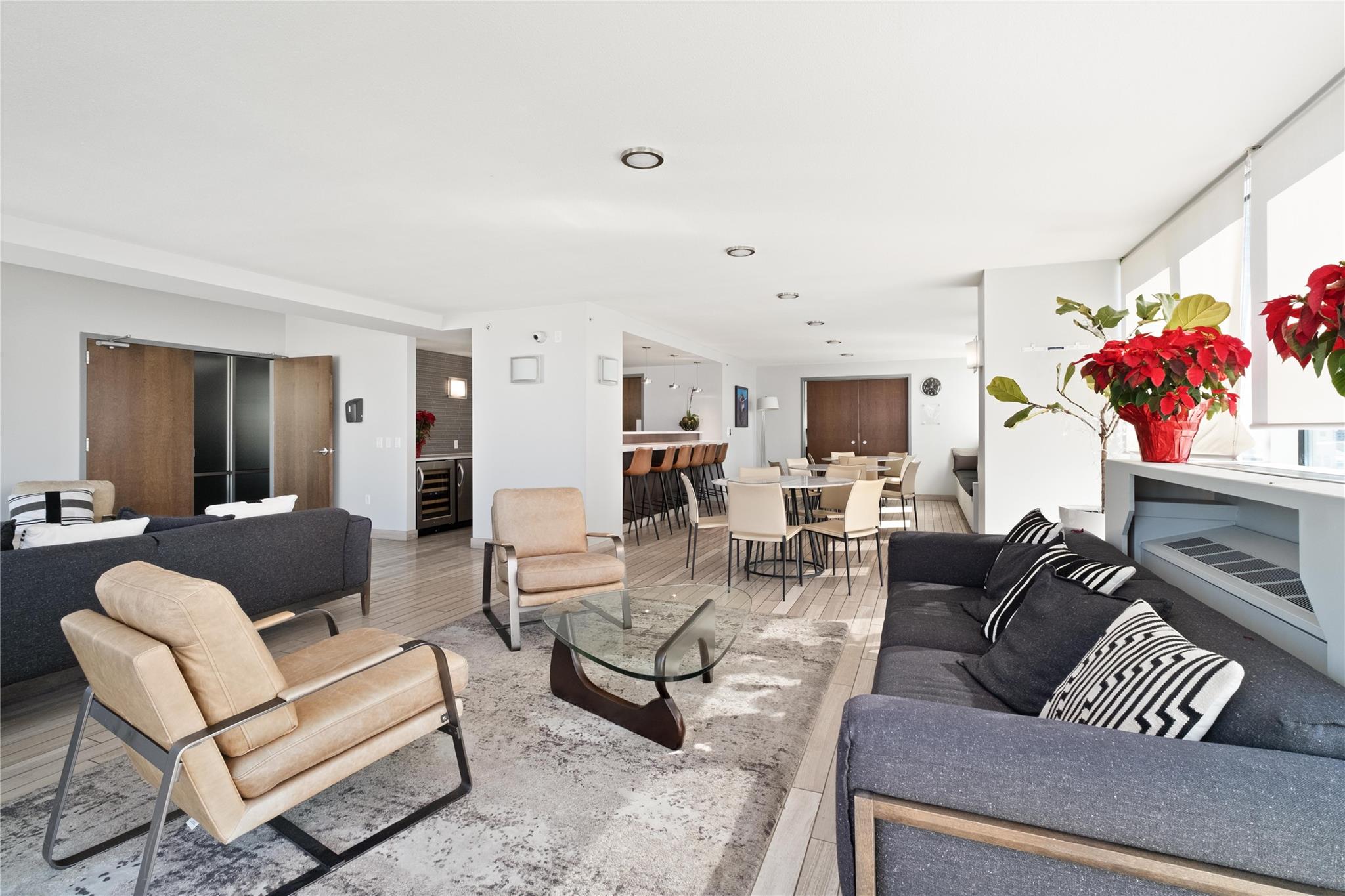 300 Bowie ST # 1208
