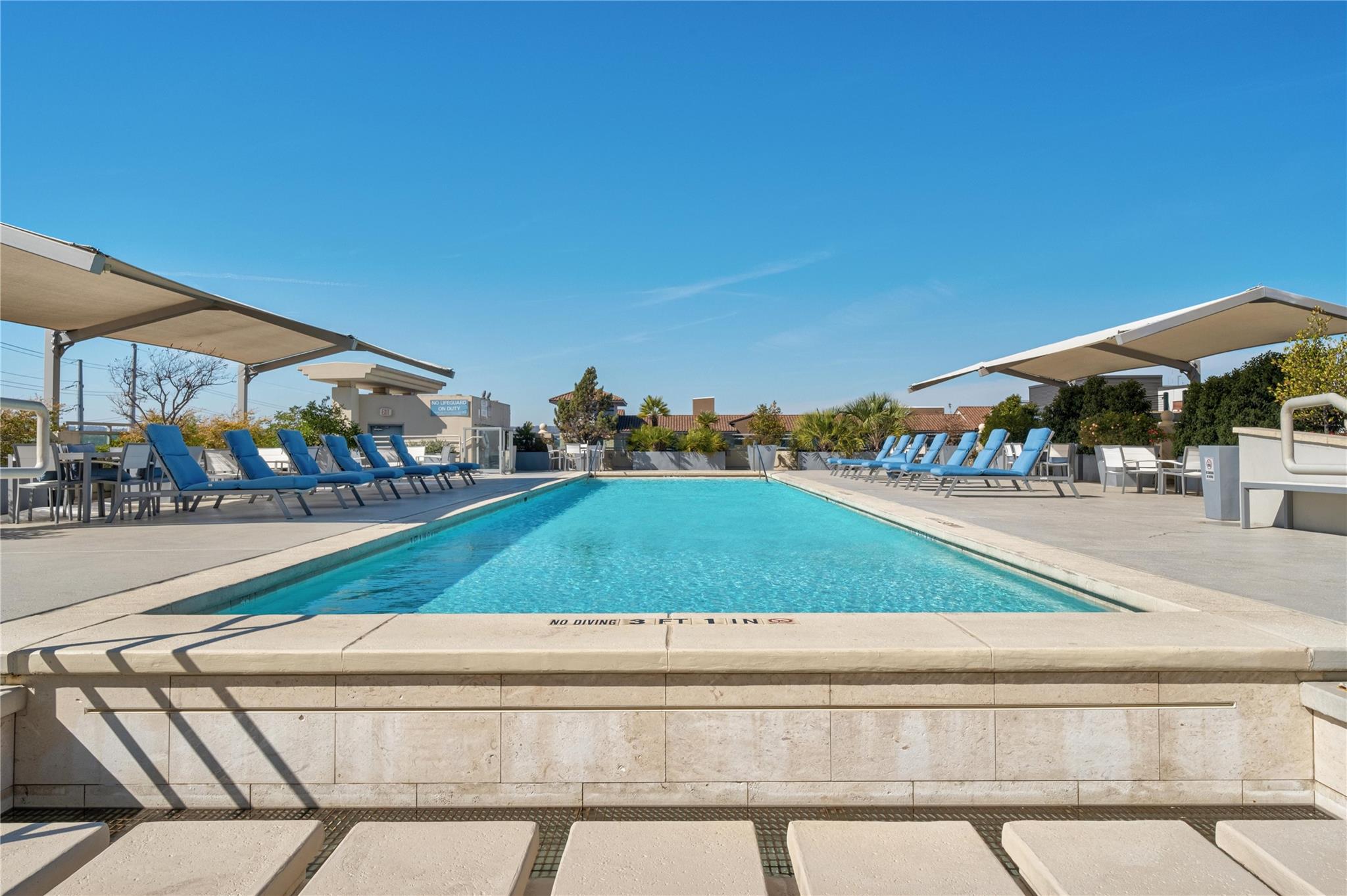 300 Bowie ST # 1208