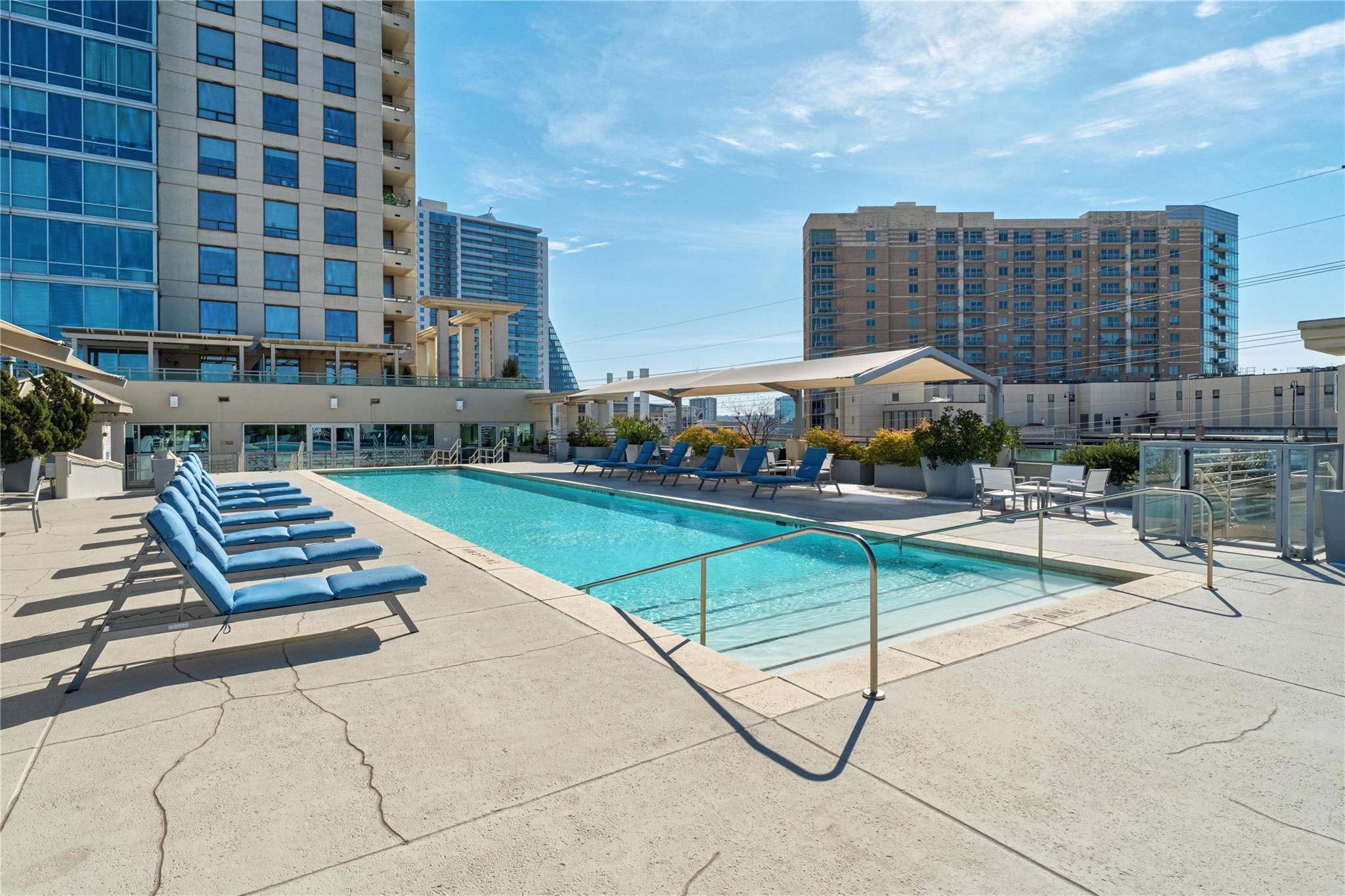 300 Bowie ST # 1208