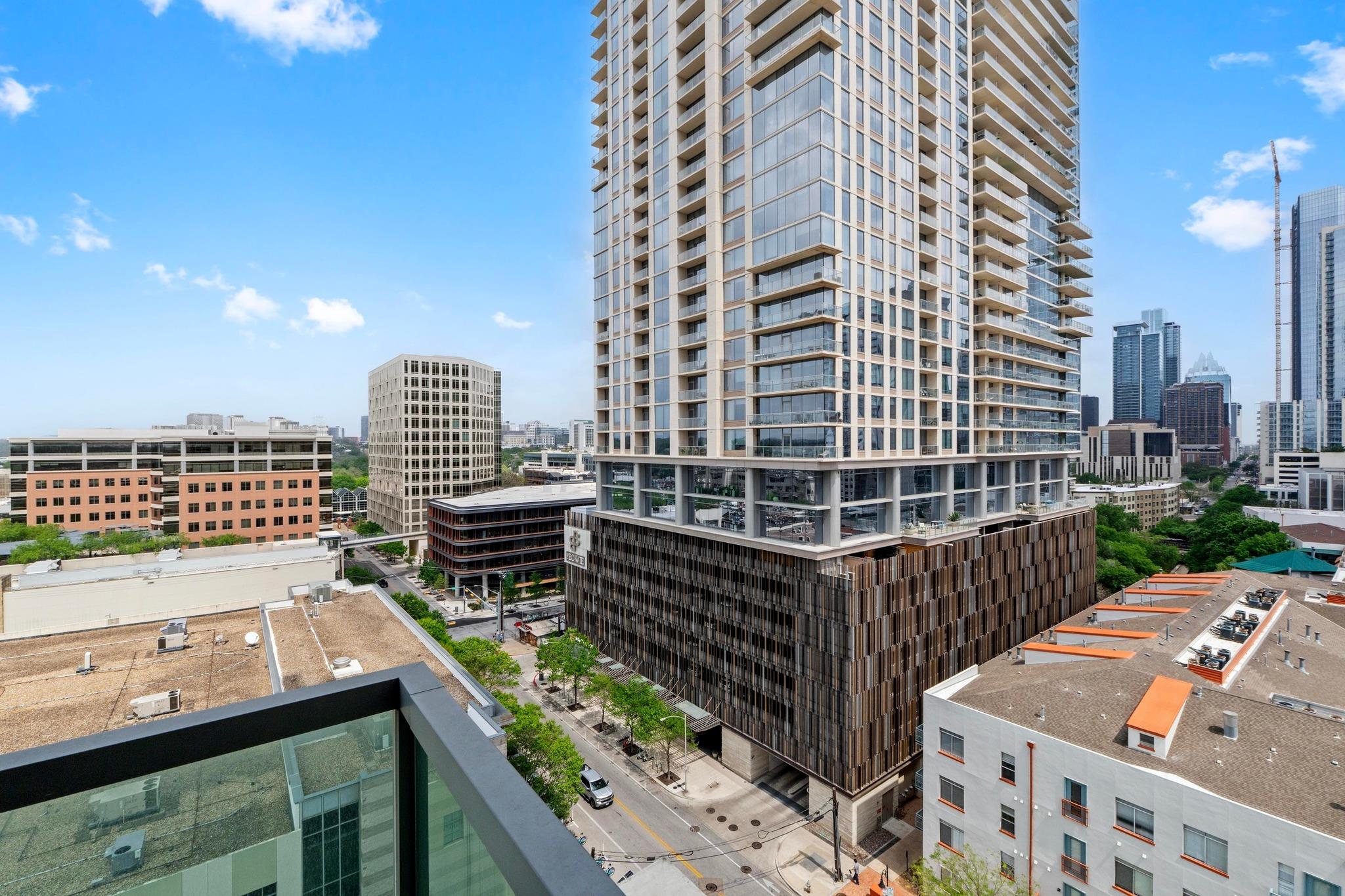 300 Bowie ST # 1208