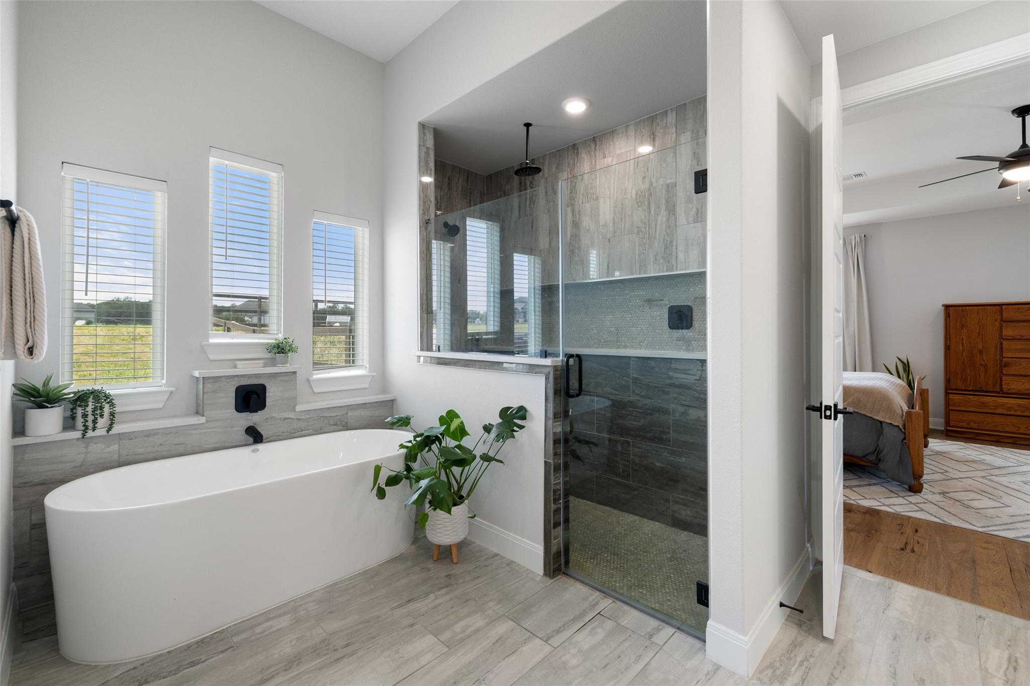 803 Spicewood Trails DR