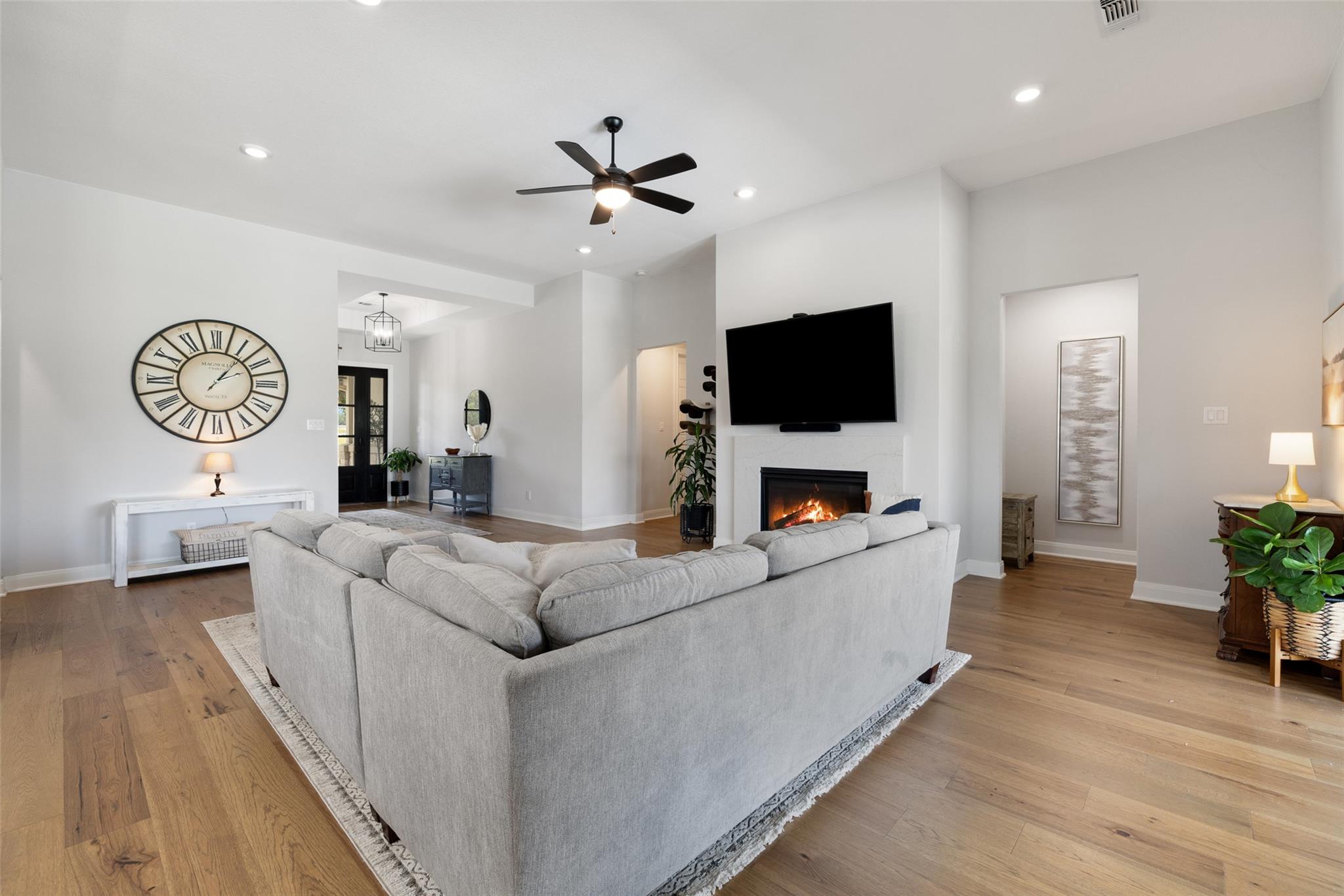 803 Spicewood Trails DR