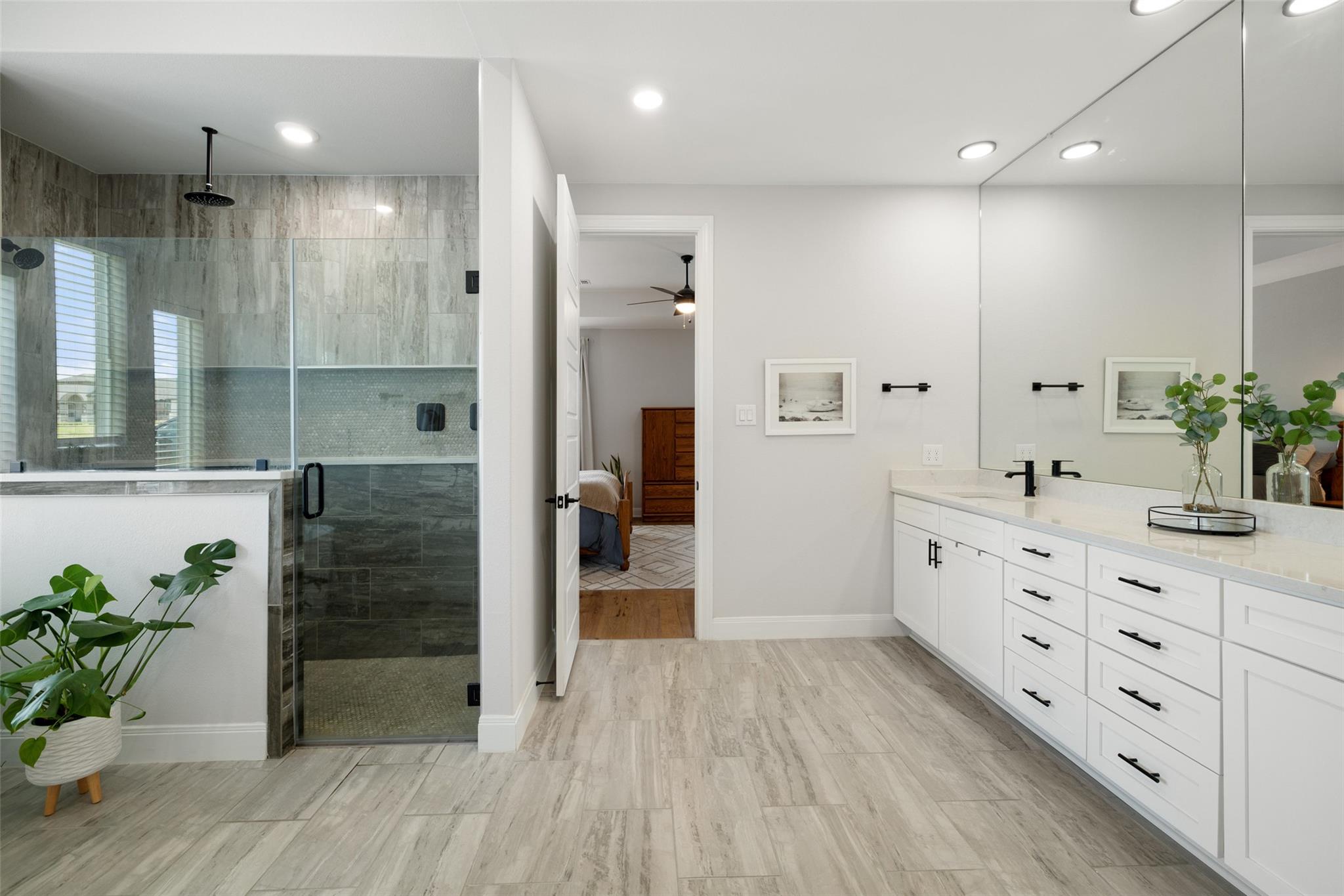 803 Spicewood Trails DR