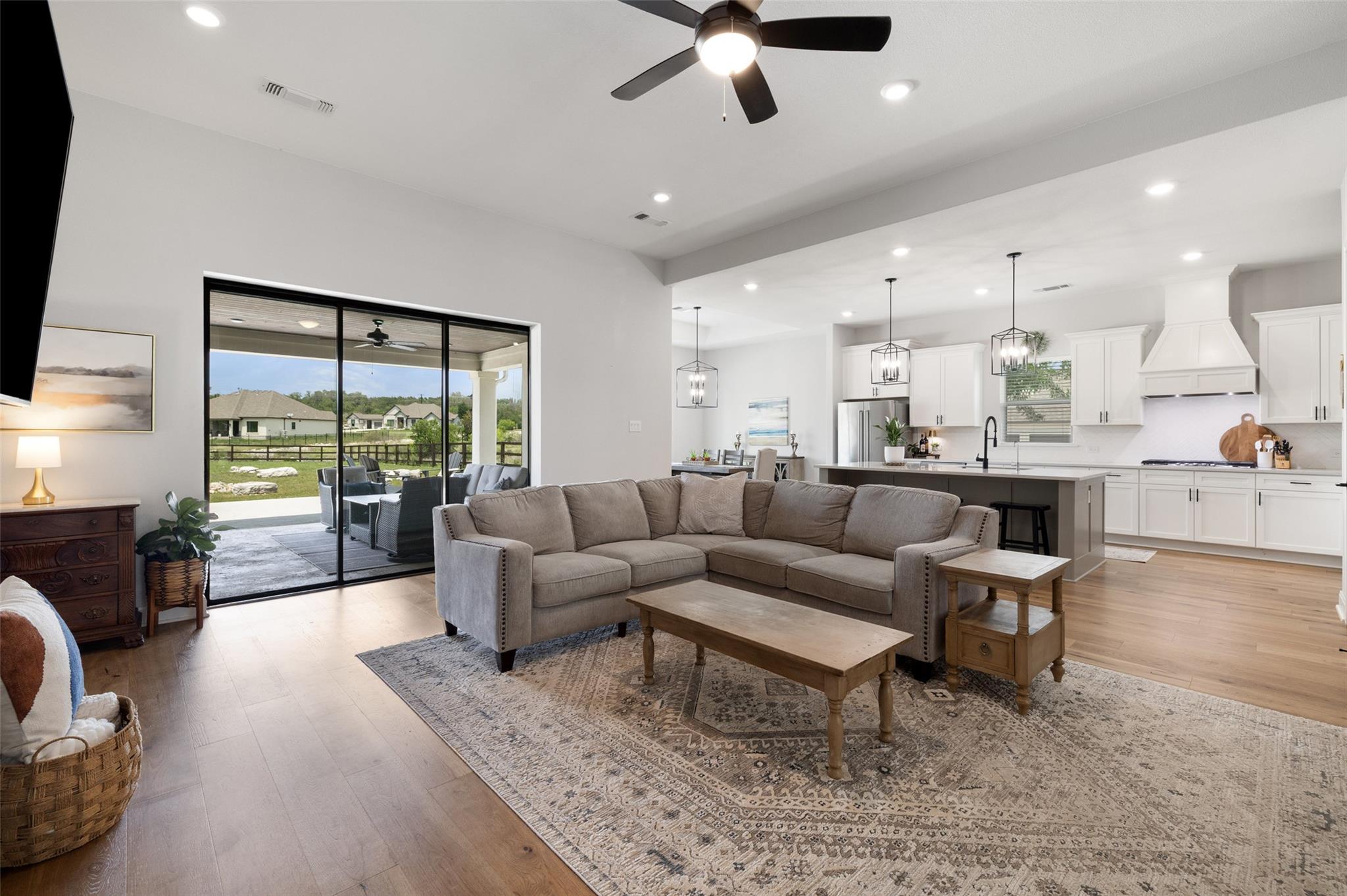 803 Spicewood Trails DR