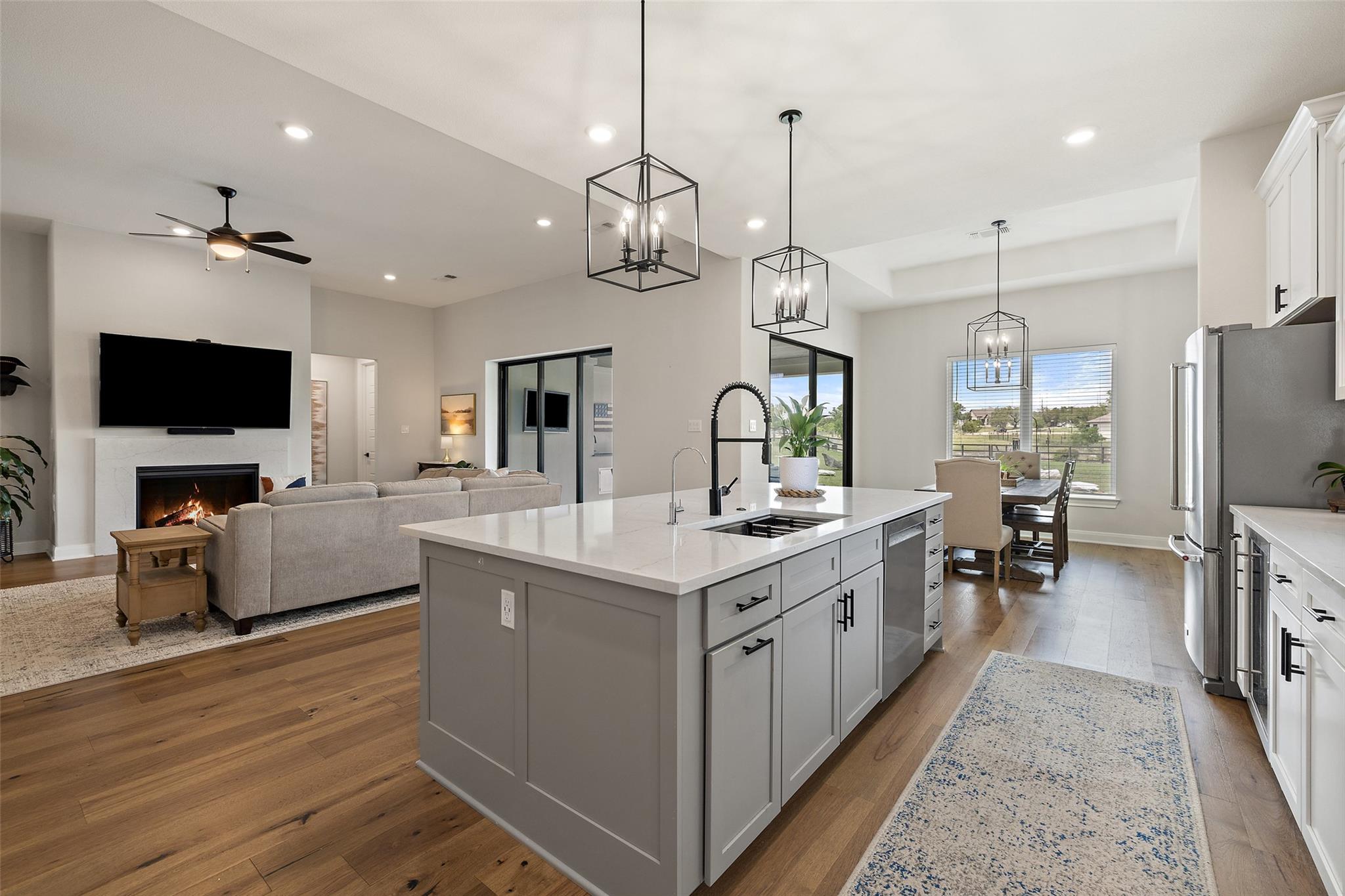 803 Spicewood Trails DR