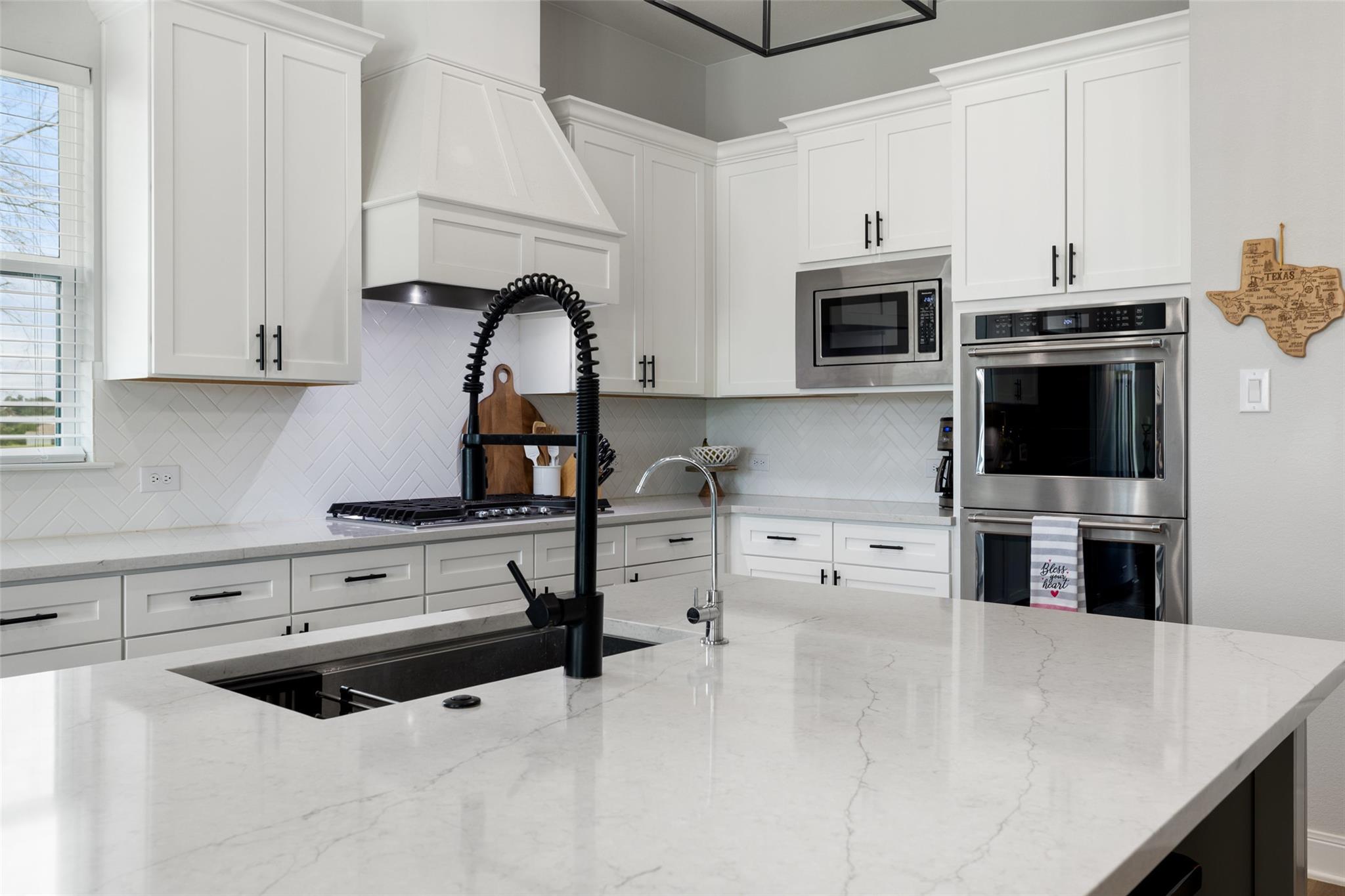 803 Spicewood Trails DR