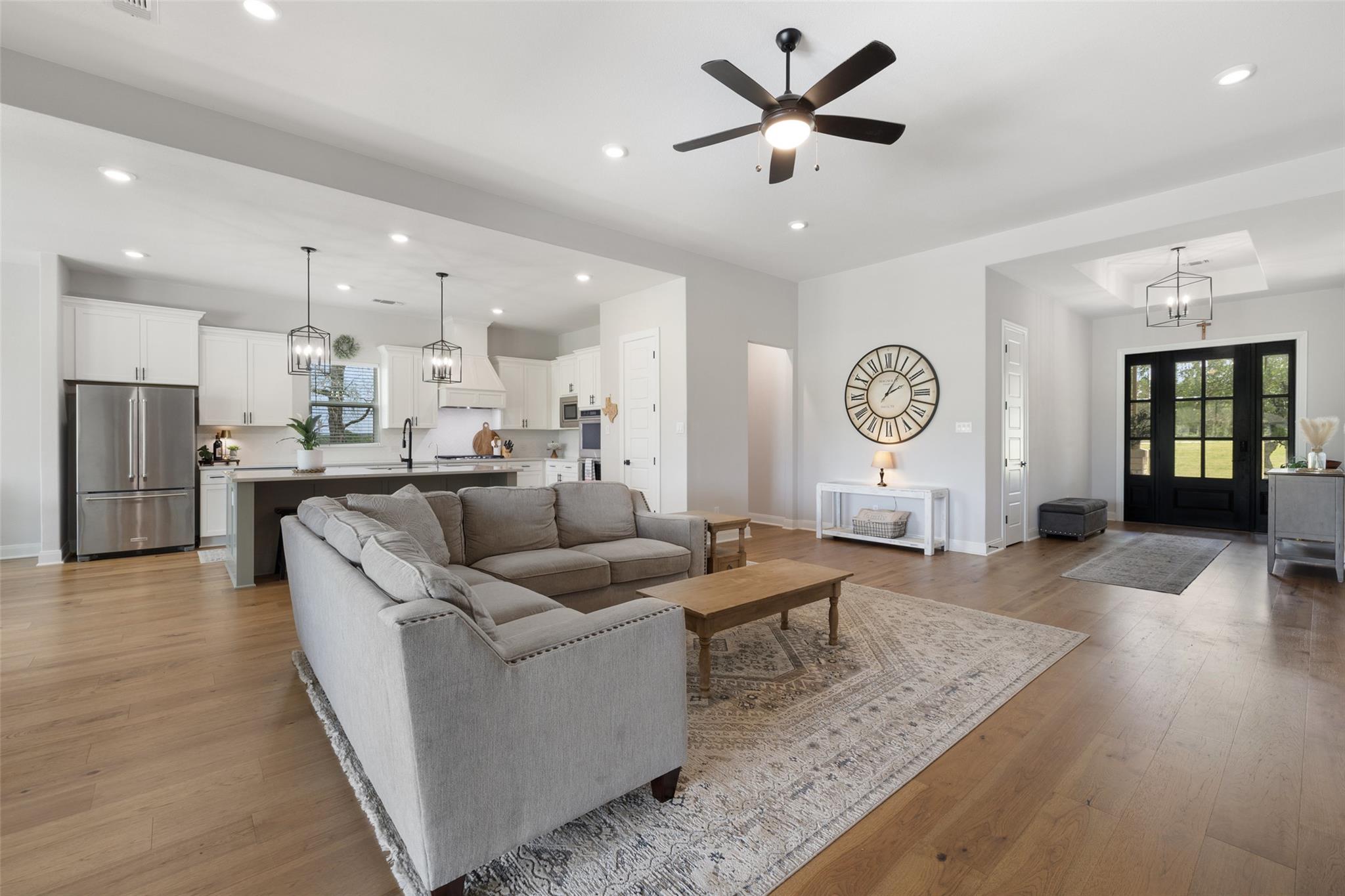 803 Spicewood Trails DR