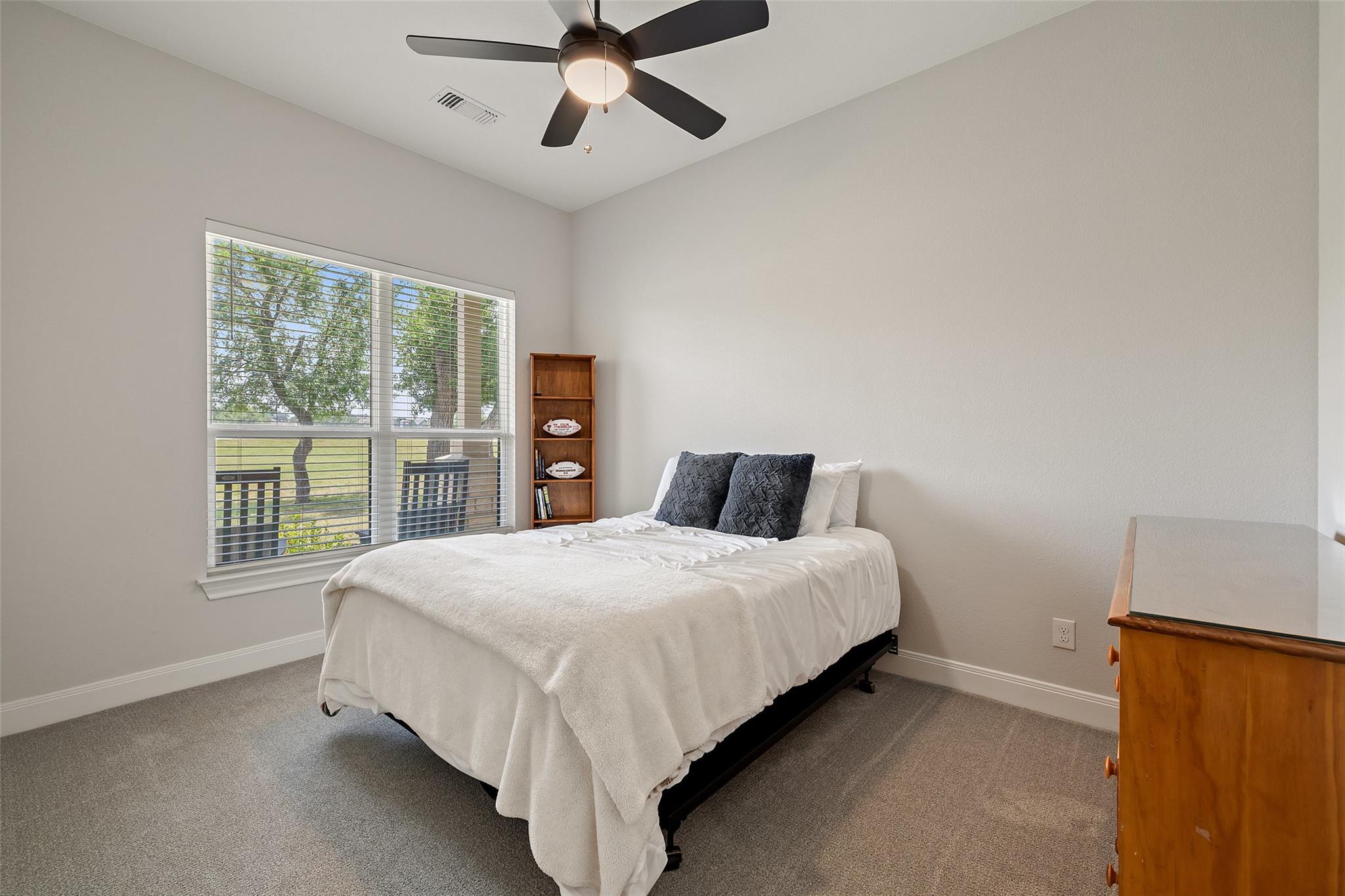 803 Spicewood Trails DR