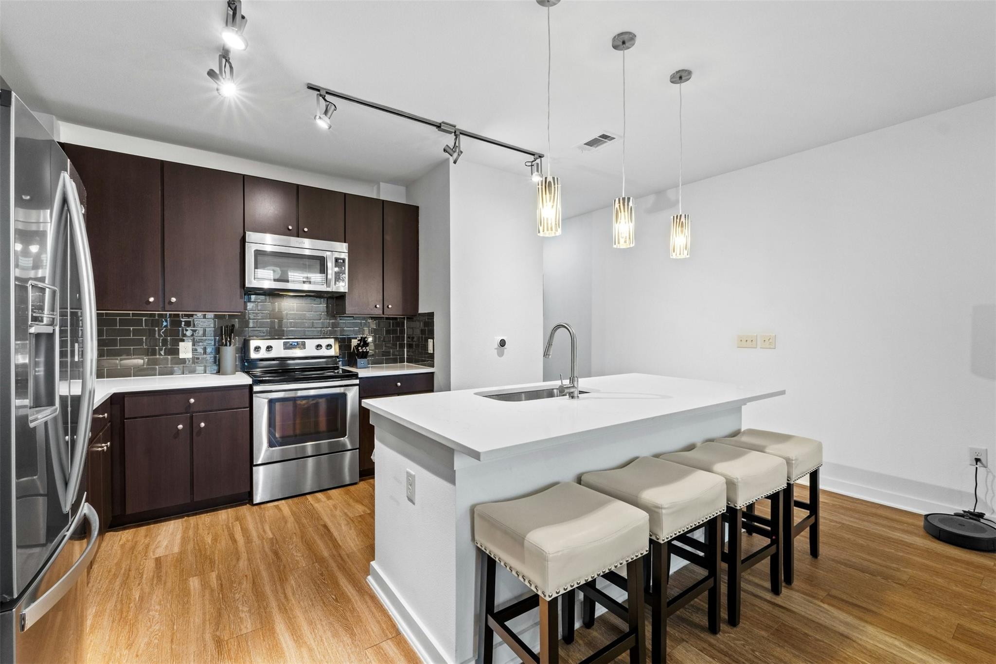 1900 Barton Springs RD # 4040