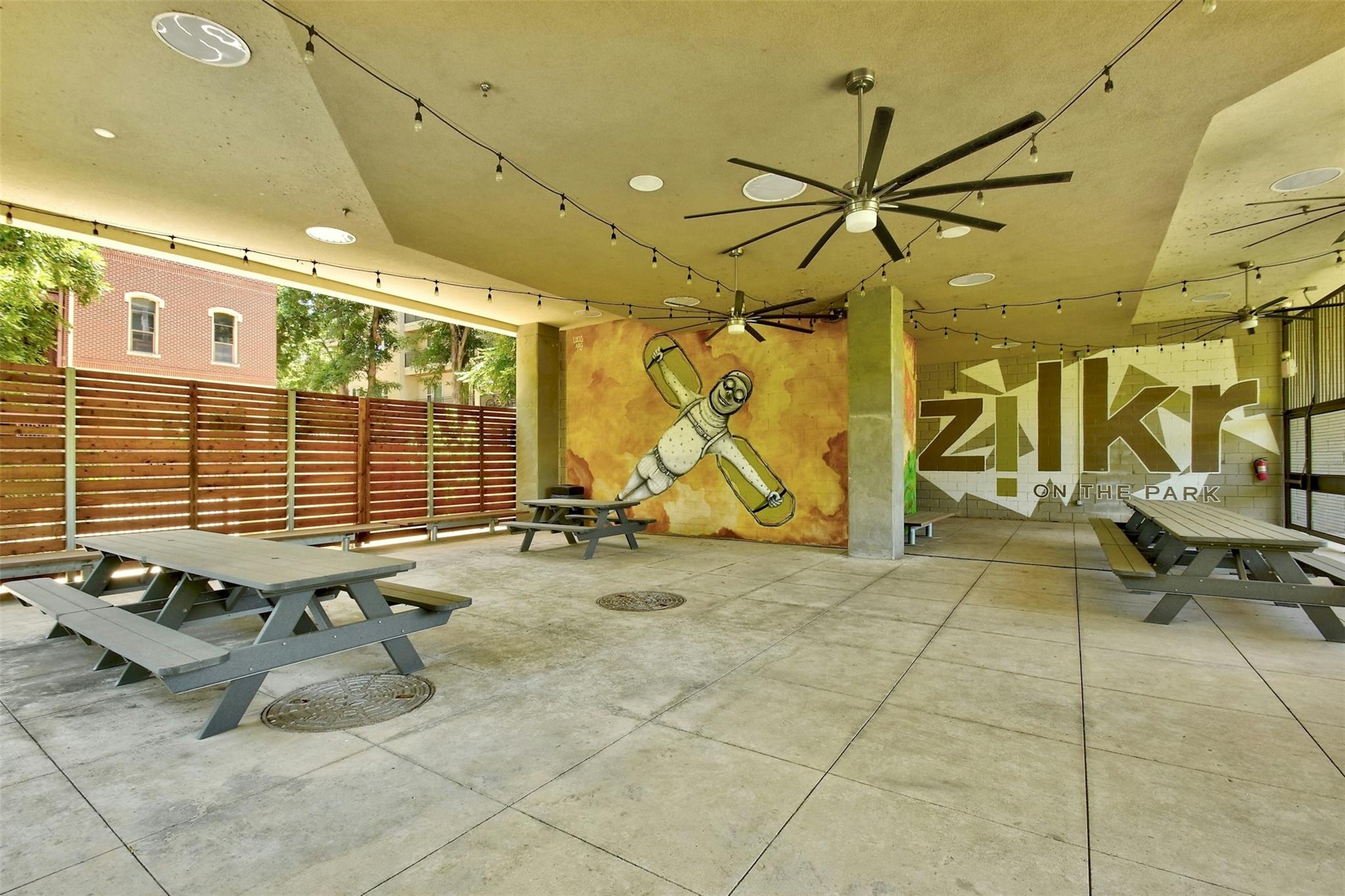 1900 Barton Springs RD # 4040