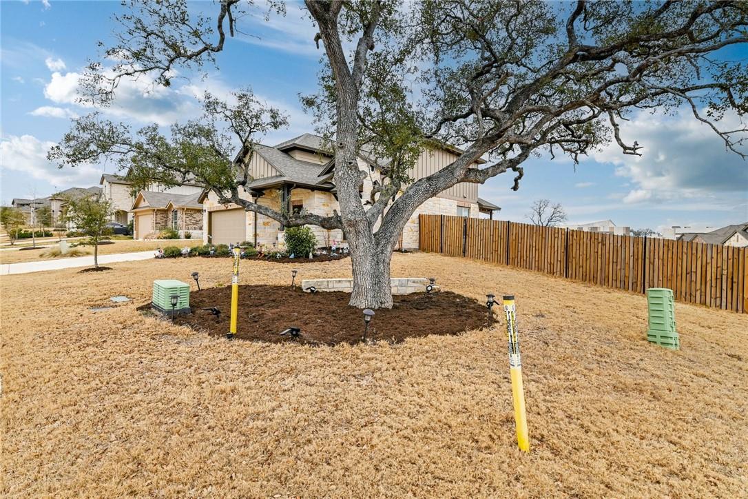 400 Lewisville LN