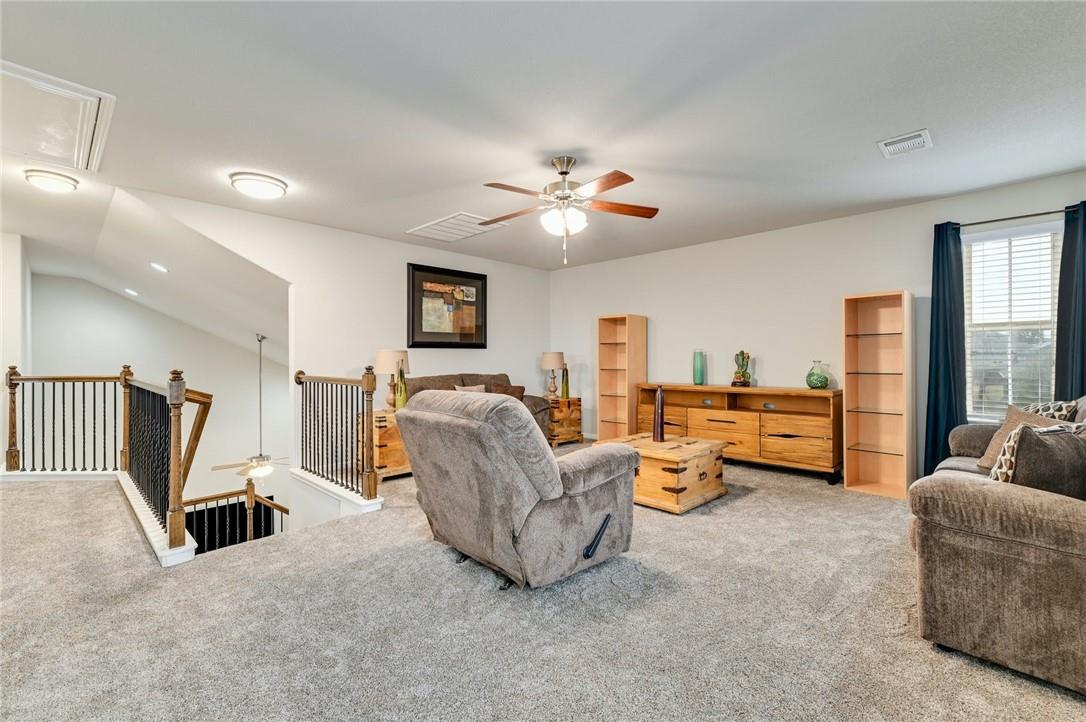 400 Lewisville LN