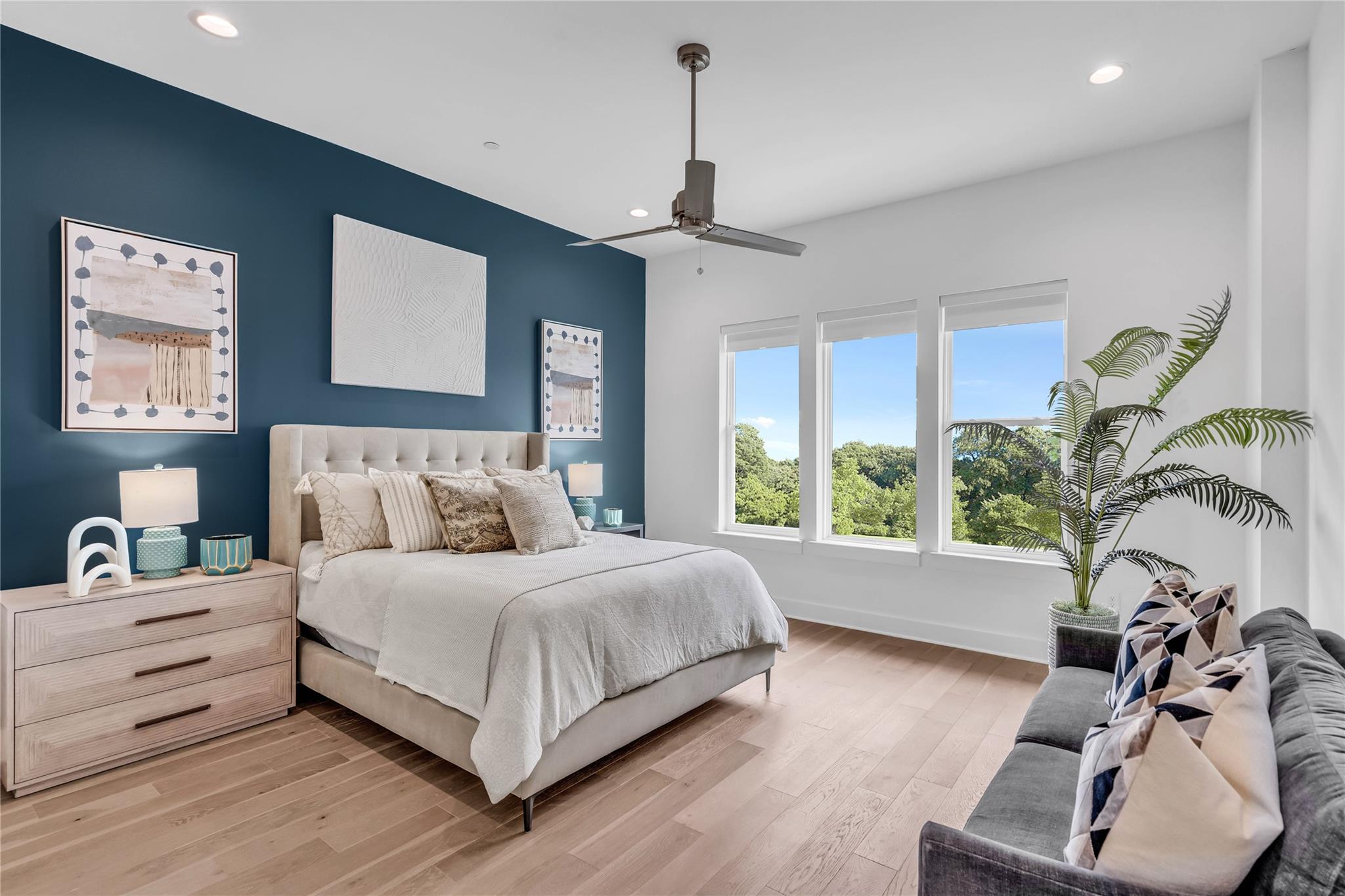 2505 Bluebonnet Ave # 5