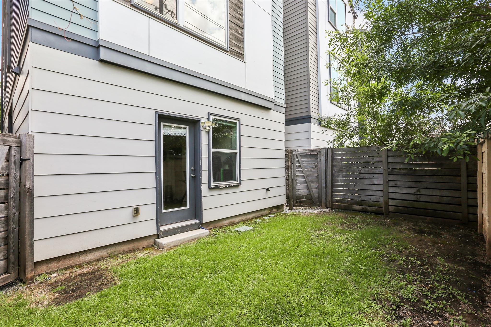 1416 Waterloo Shore LN # 3