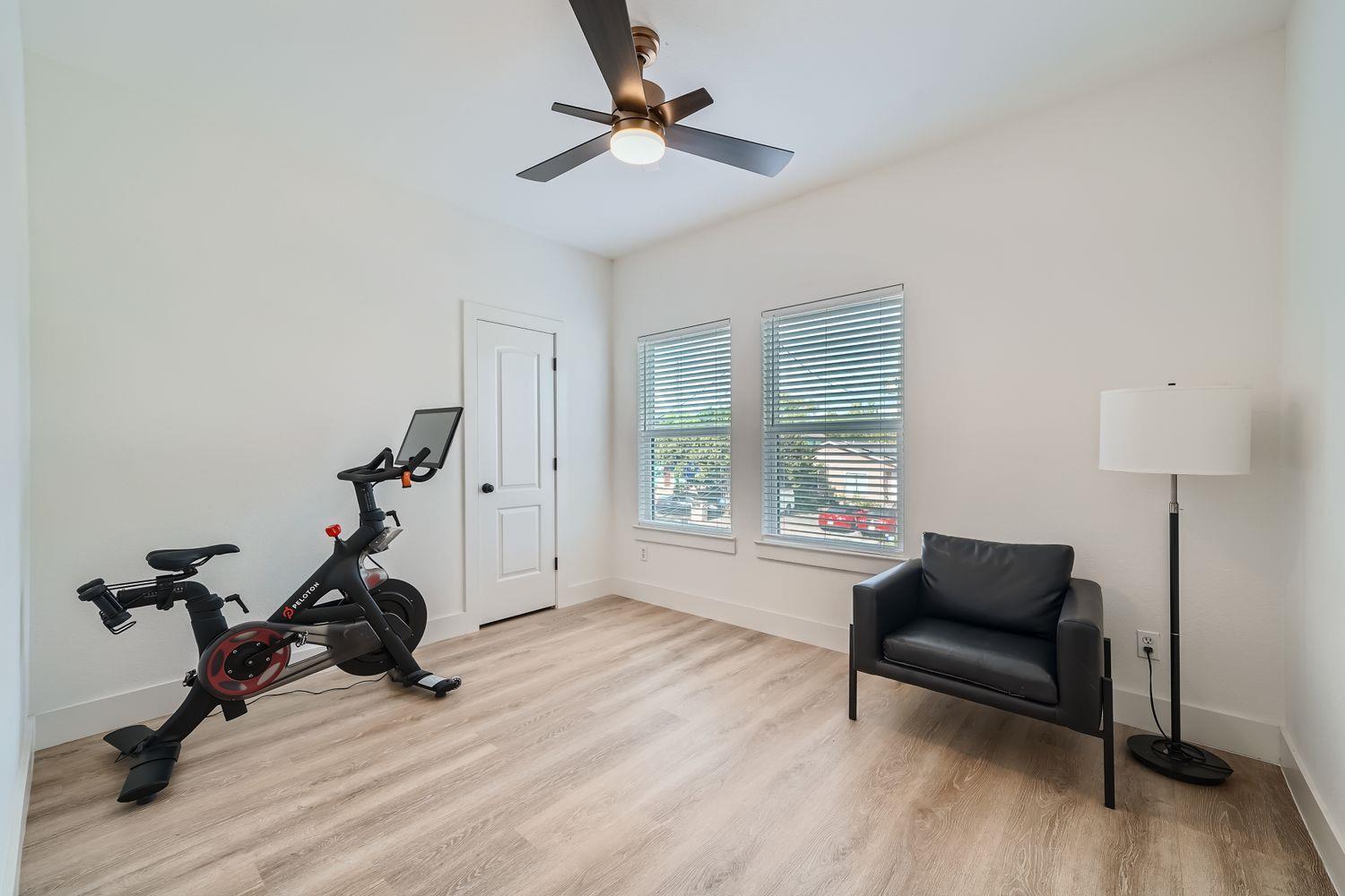 6915 Carver Ave # 1