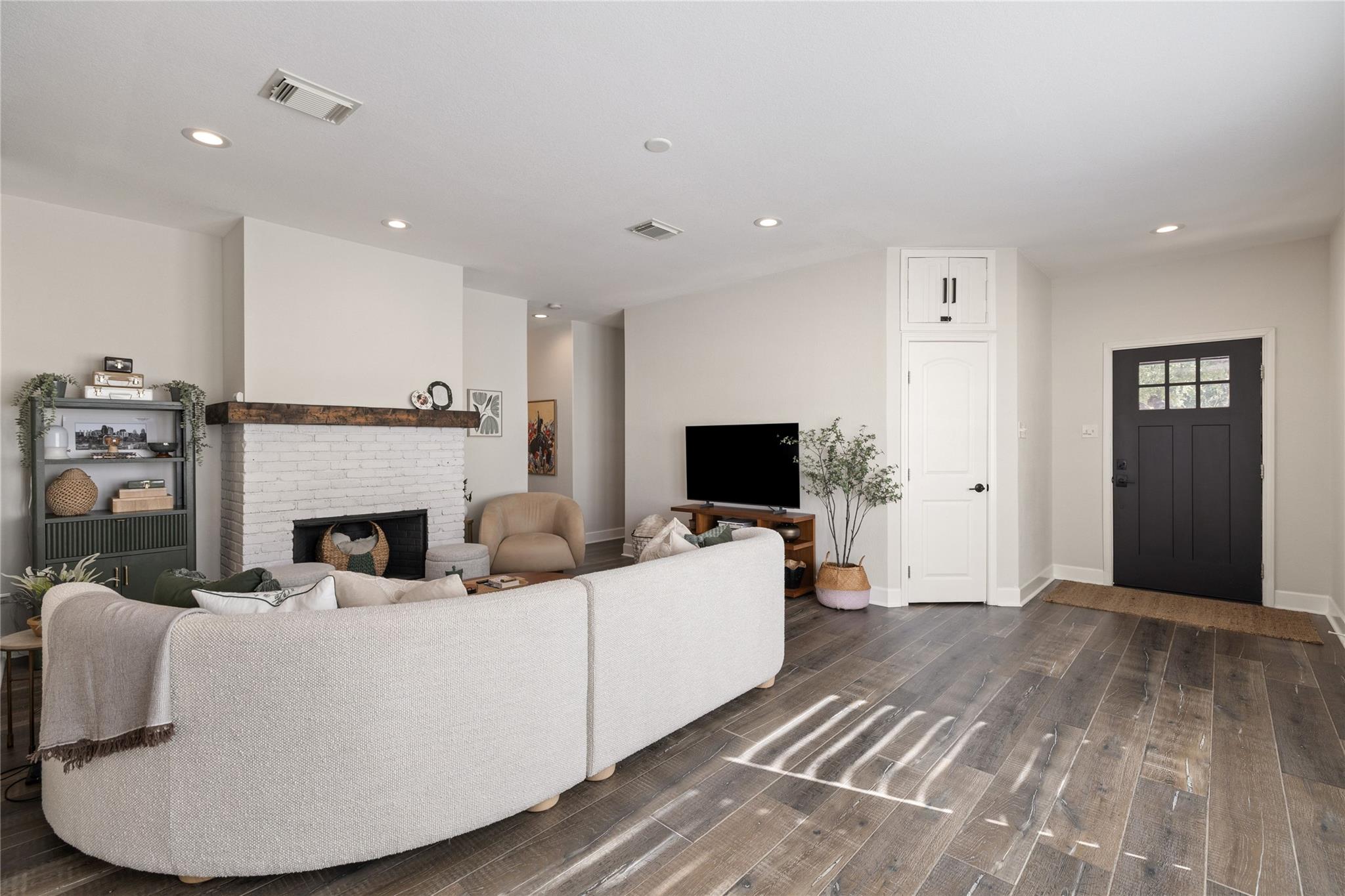 507 Paseo Grand DR