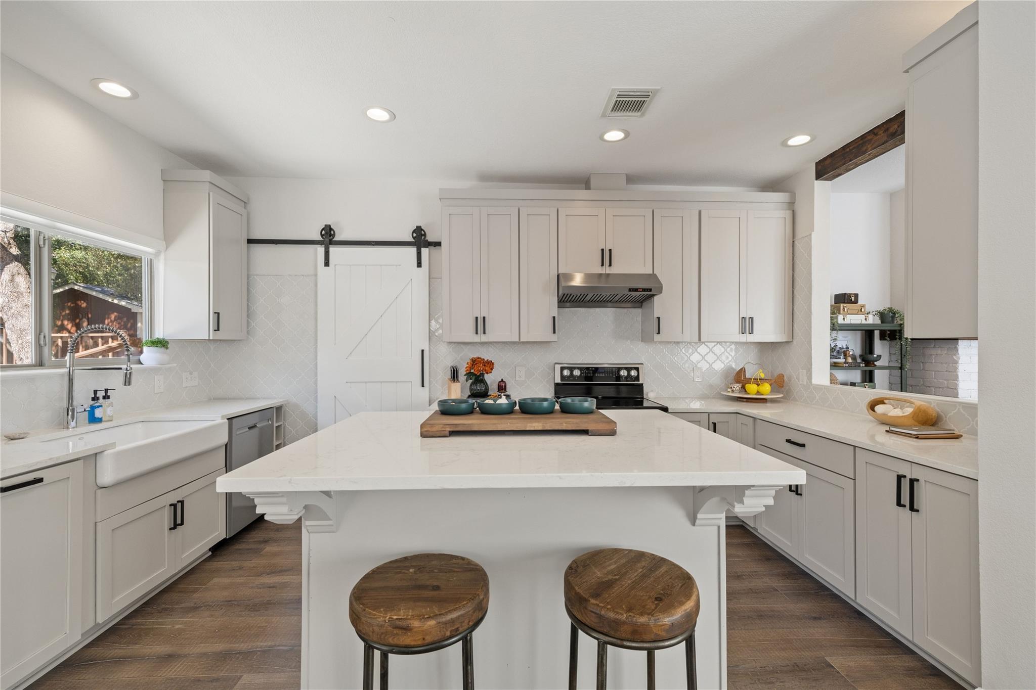 507 Paseo Grand DR