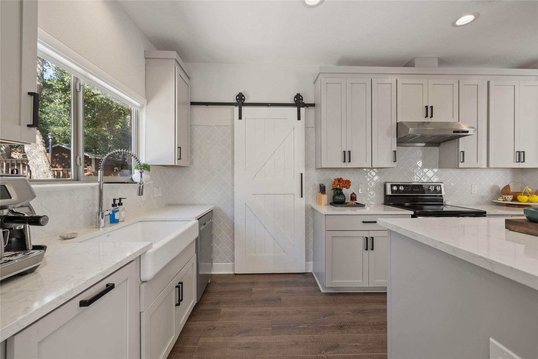 507 Paseo Grand DR