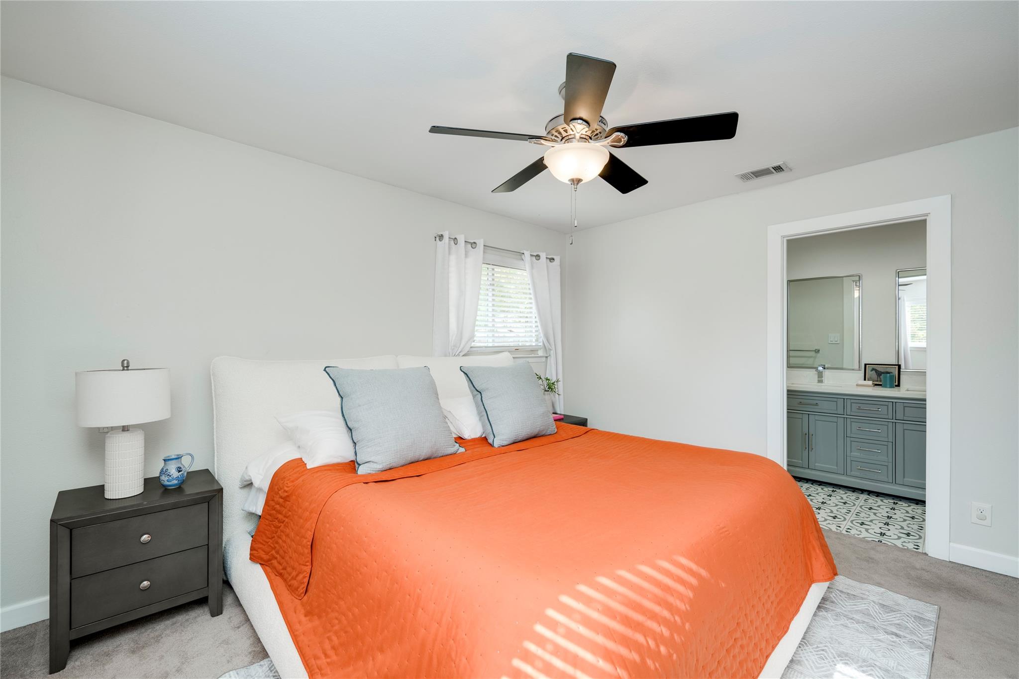 5423 Fairmont CIR, Austin