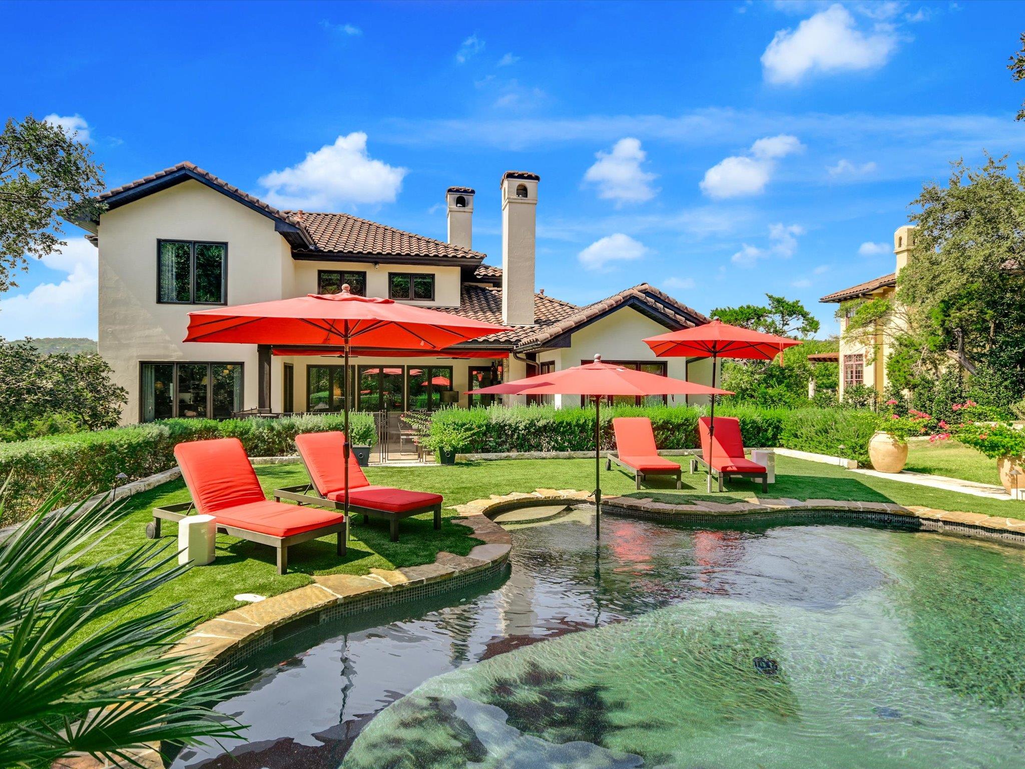 624 Logans Ln LN