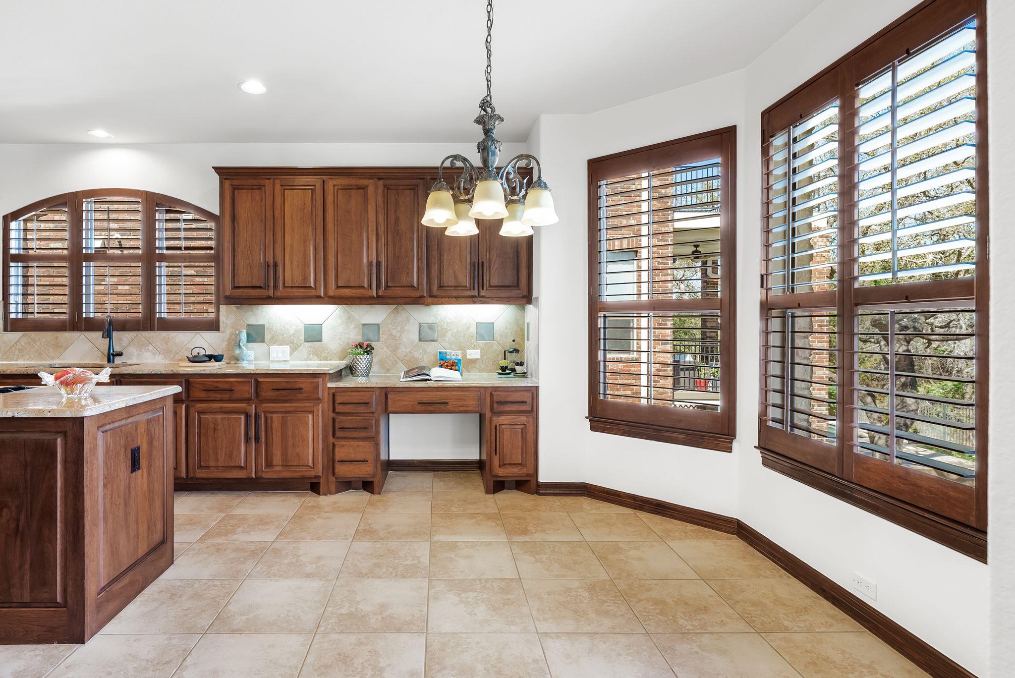 13100 Country Trails LN