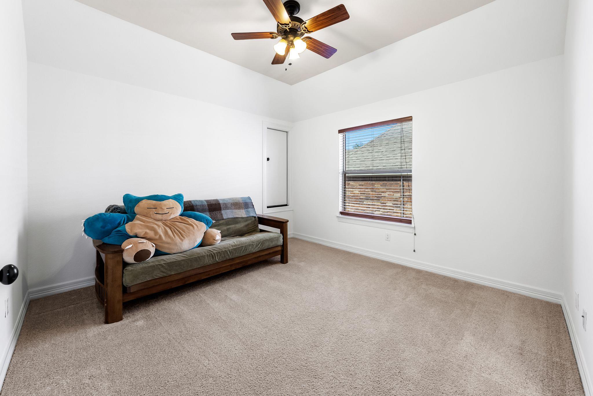 13100 Country Trails LN