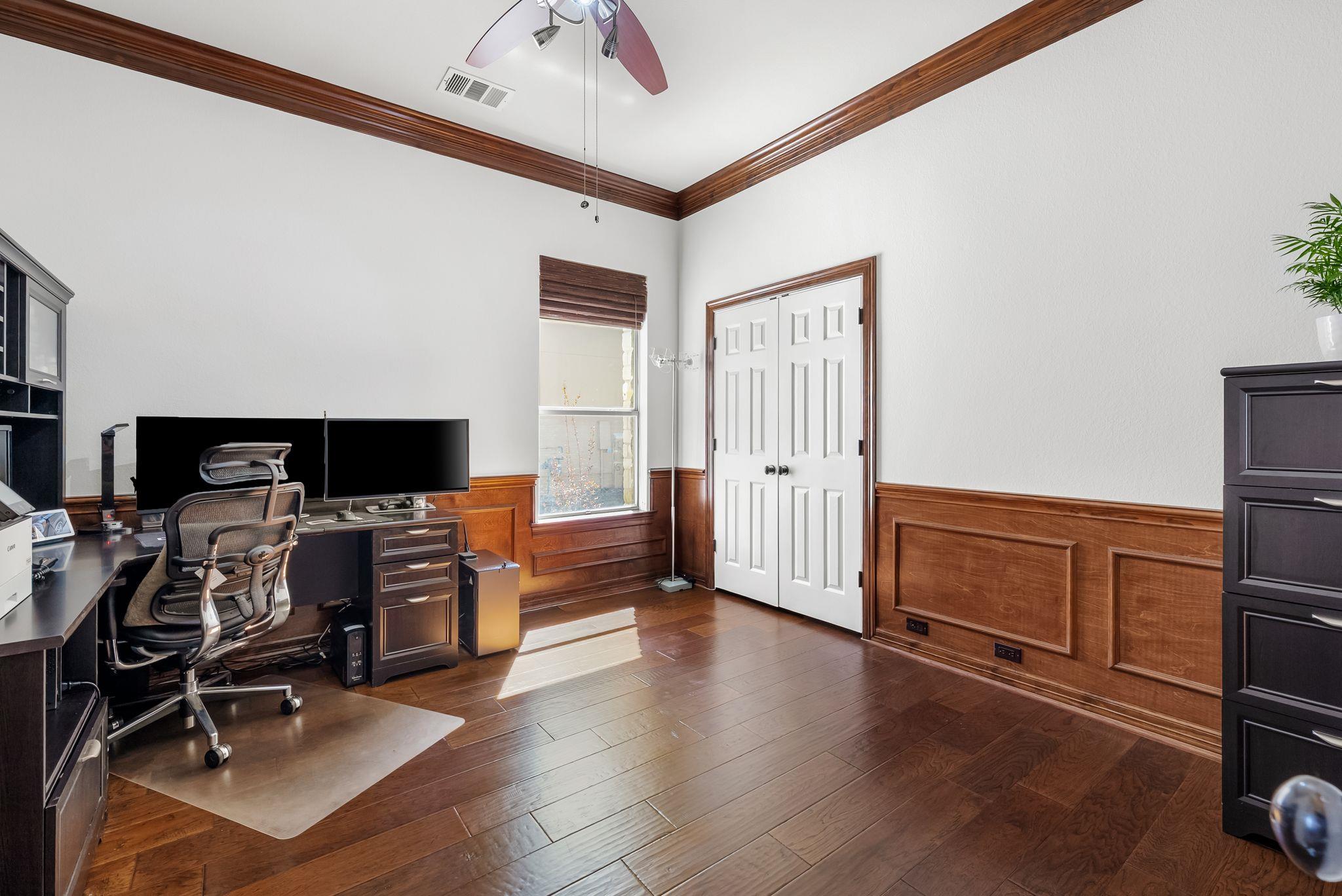 13100 Country Trails LN