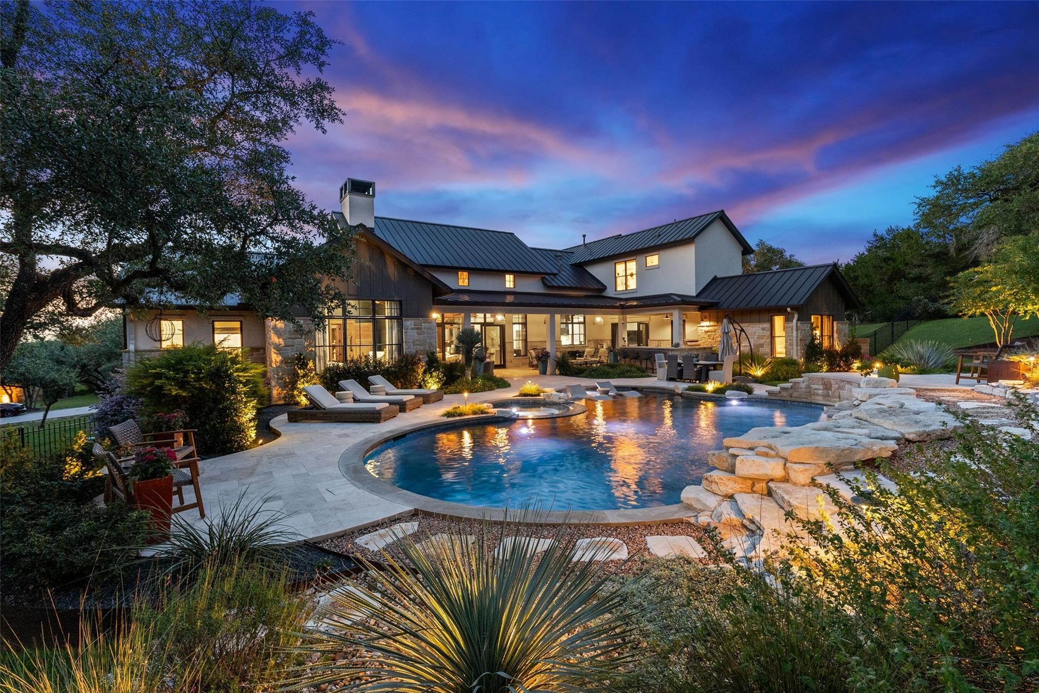18416 Flagler DR