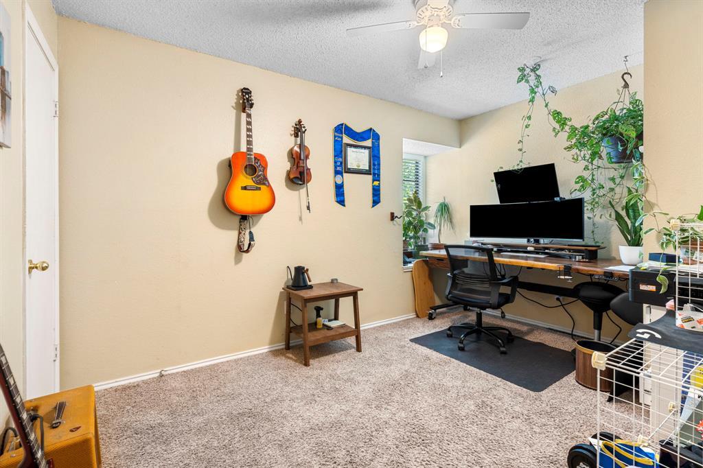2656 Piping Rock TRL