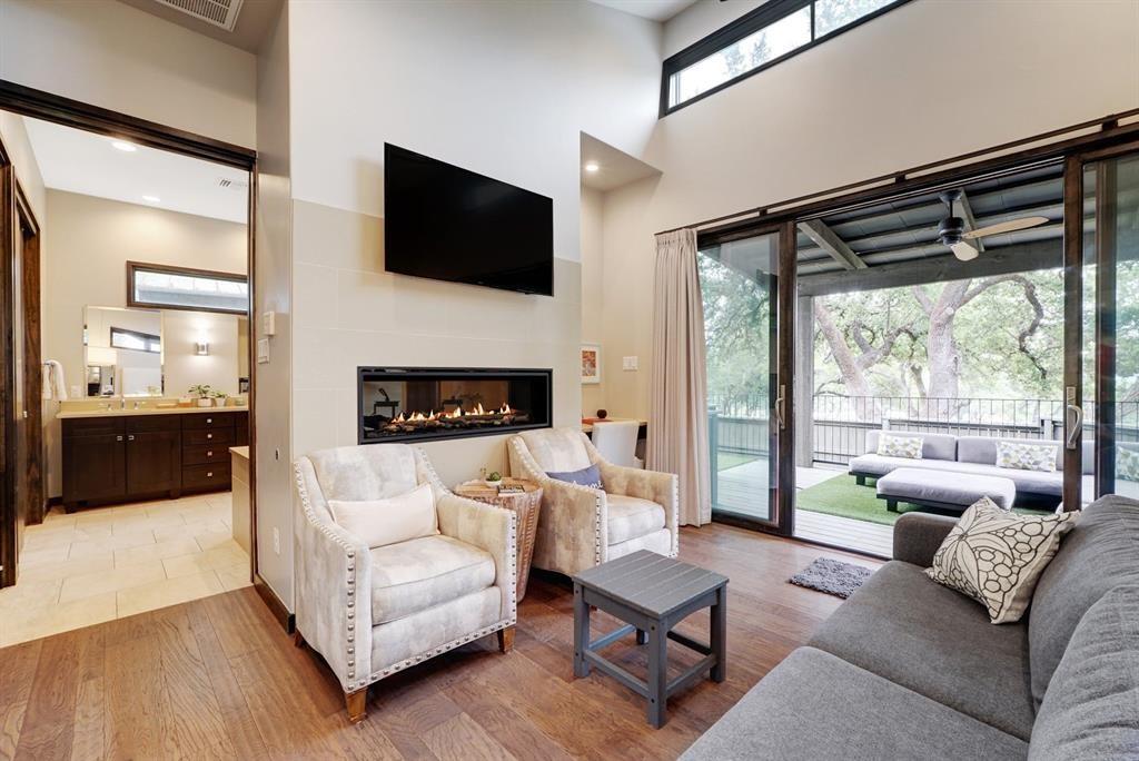 2113 Barbaro WAY # 16
