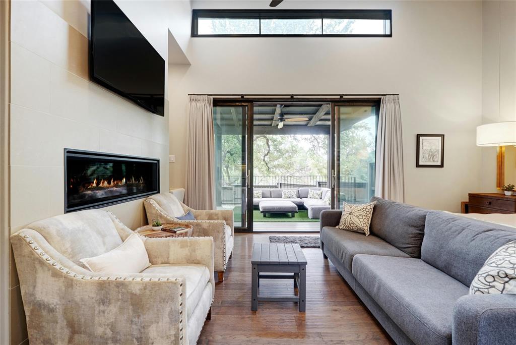 2113 Barbaro WAY # 16