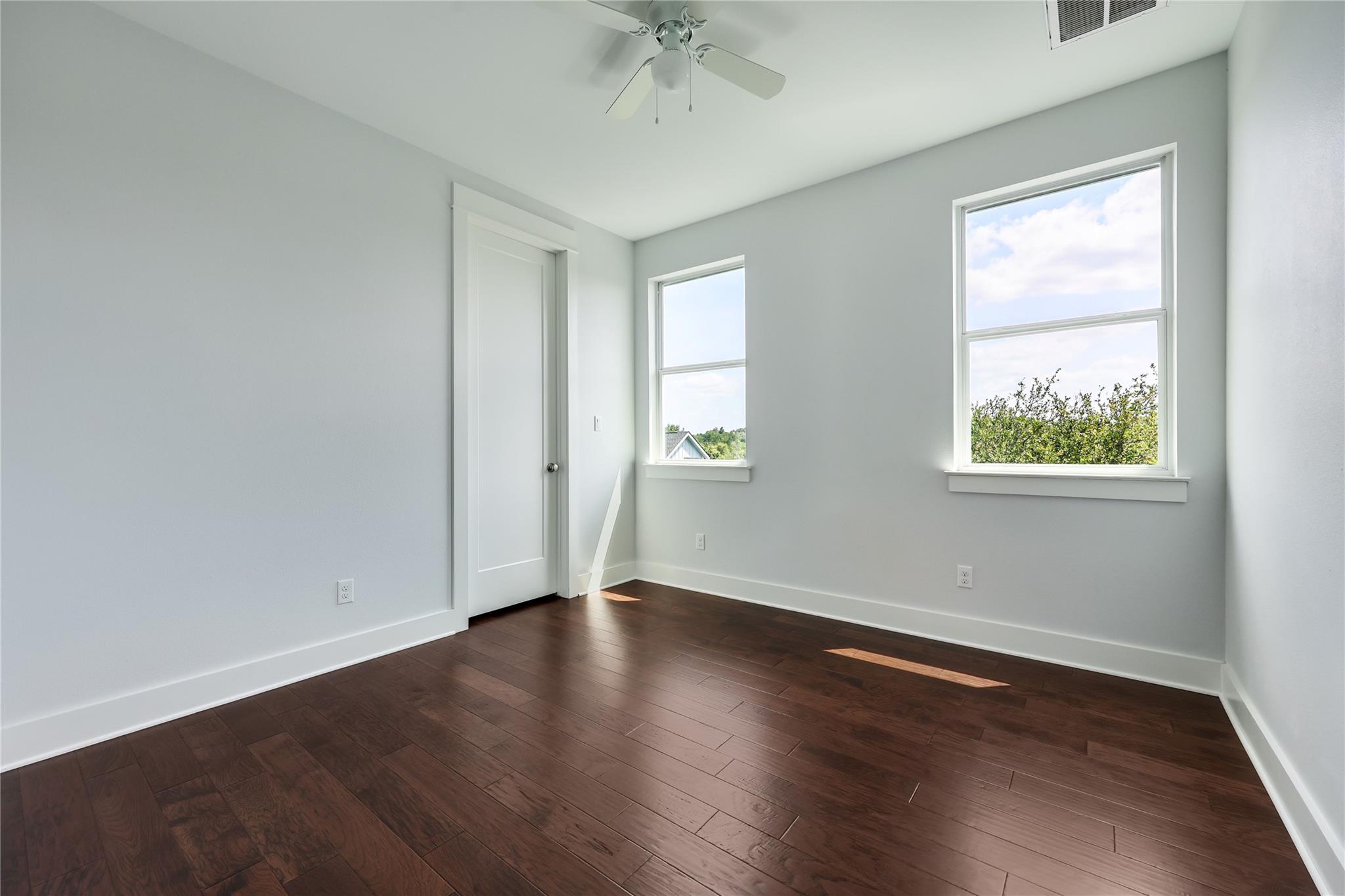 1296 Trebled Waters TRL