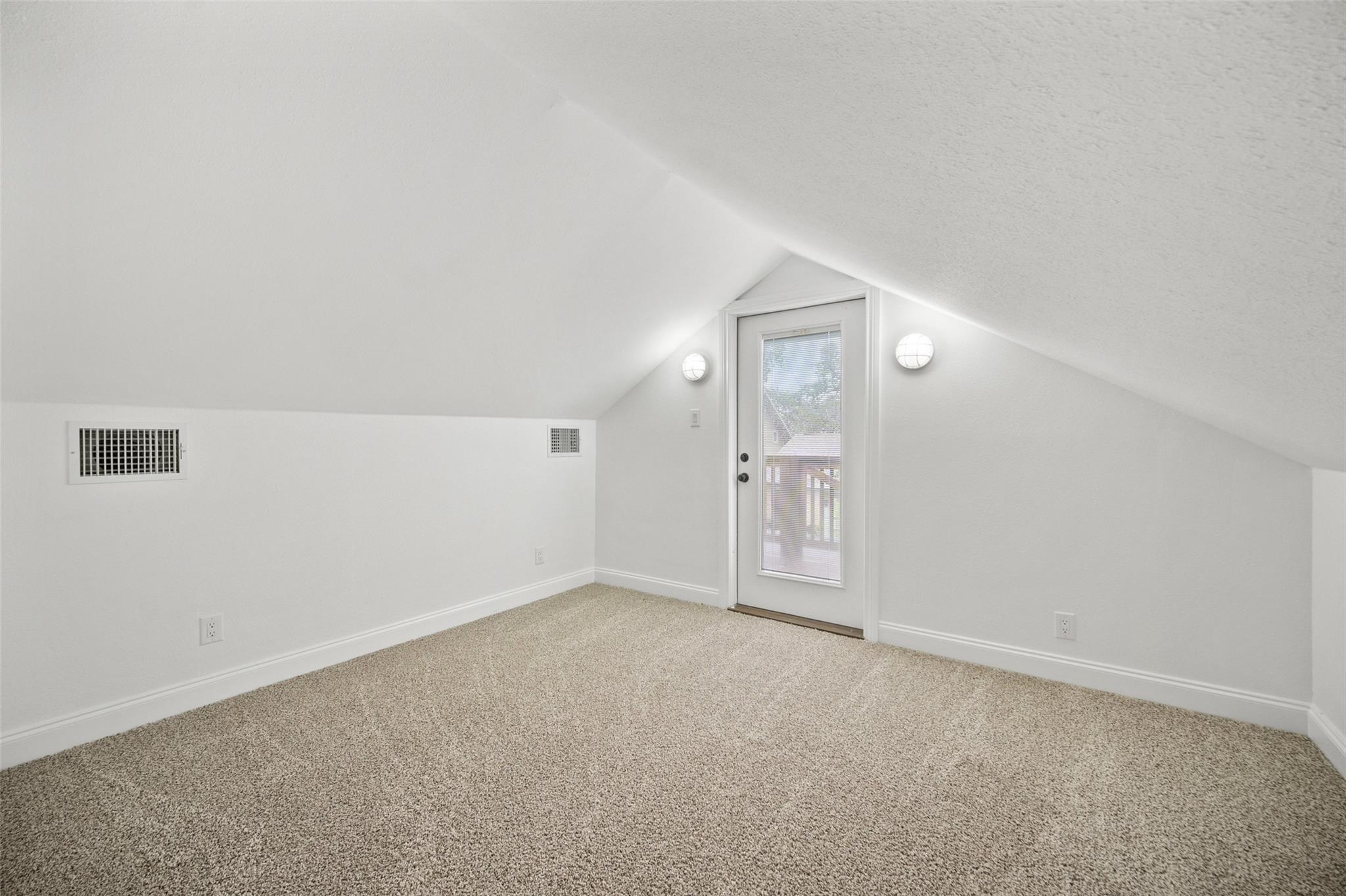 4605 Harmon Ave