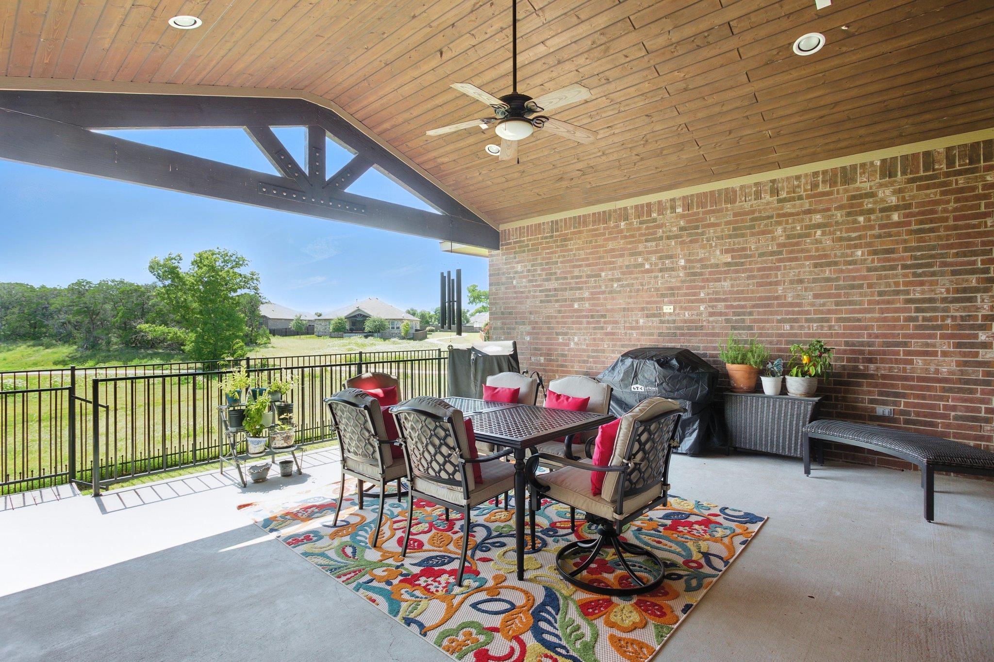 135 Clearwater WAY