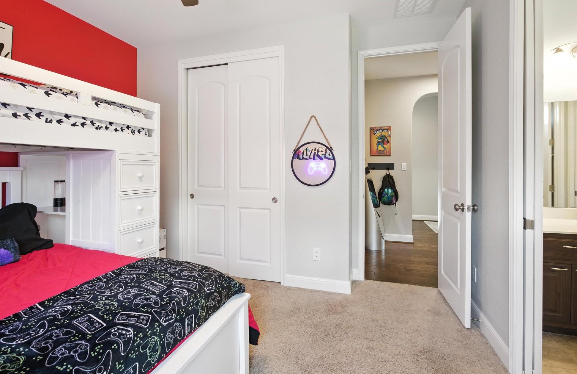 135 Clearwater WAY