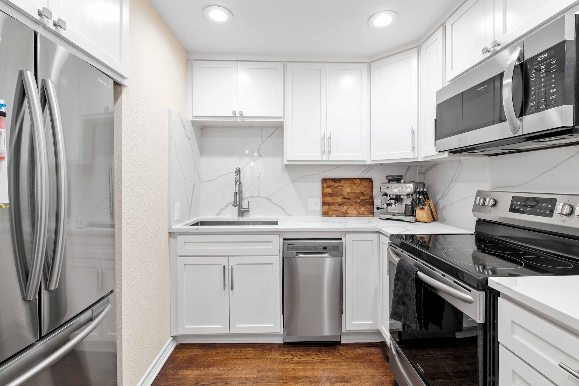 1500 Woodlawn BLVD # 304