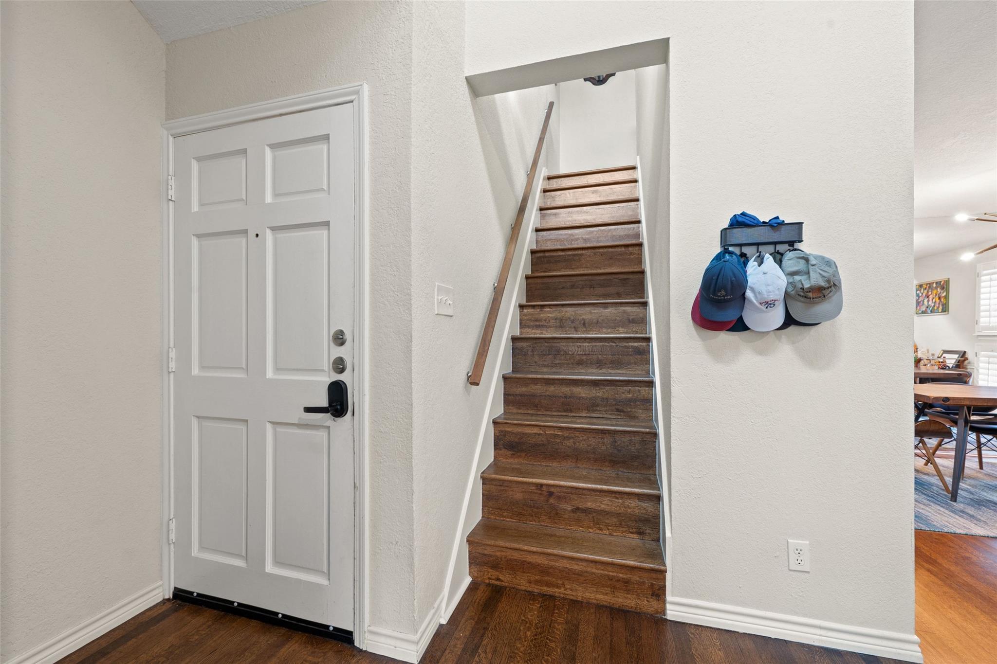 1500 Woodlawn BLVD # 304