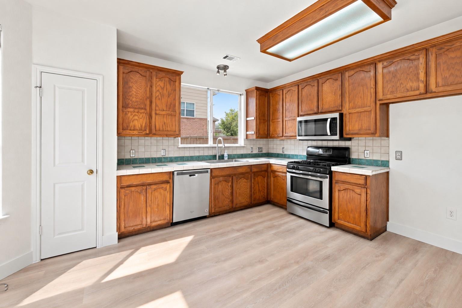 1905 White Oak LOOP