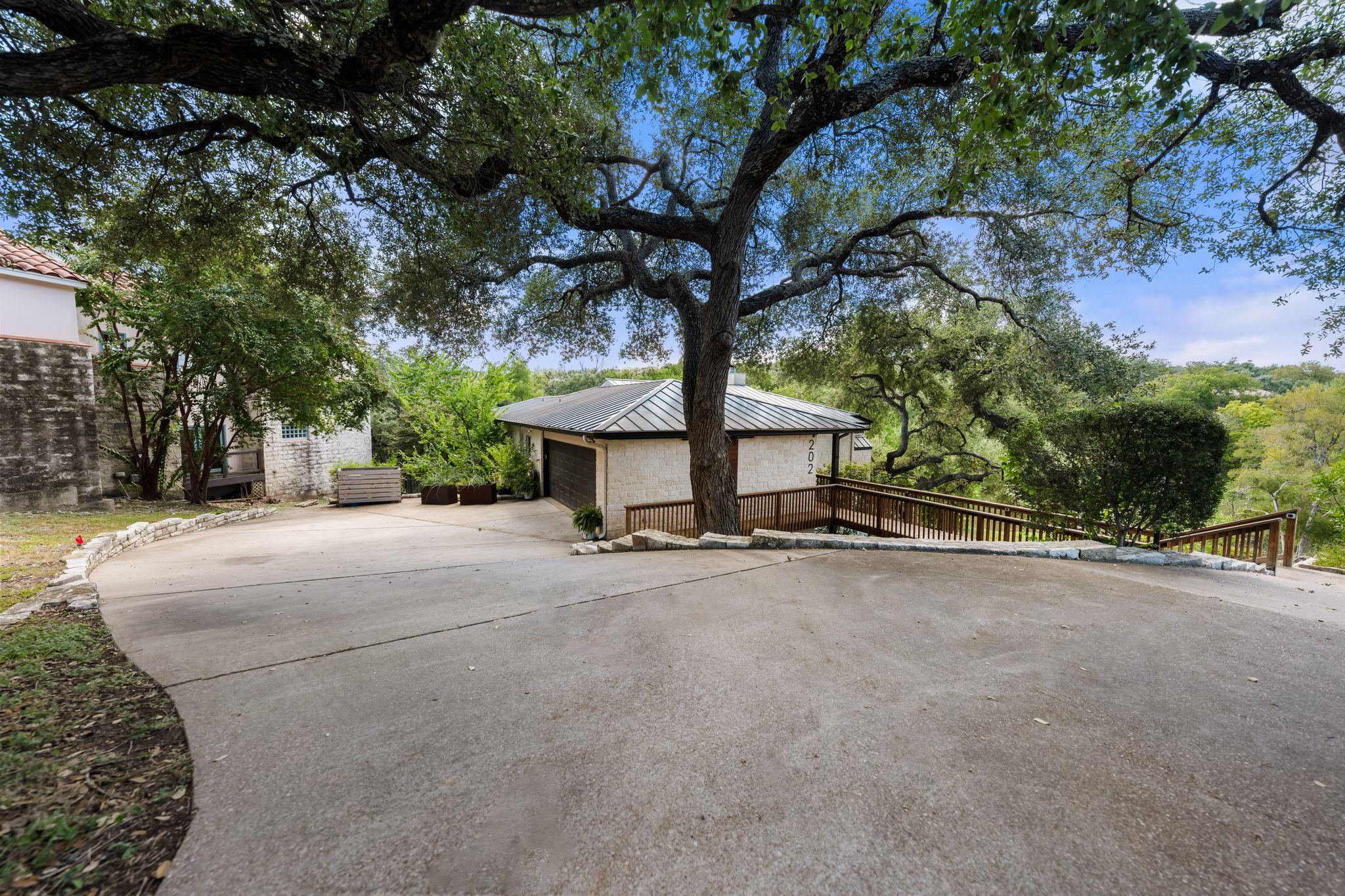 202 Top O The Lake DR