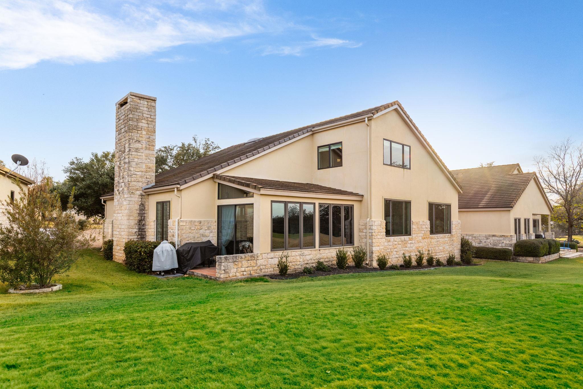 2433 Founders CIR