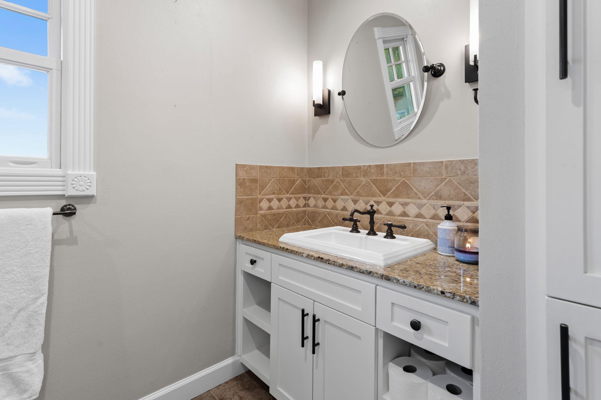 2103 Doral DR, Austin