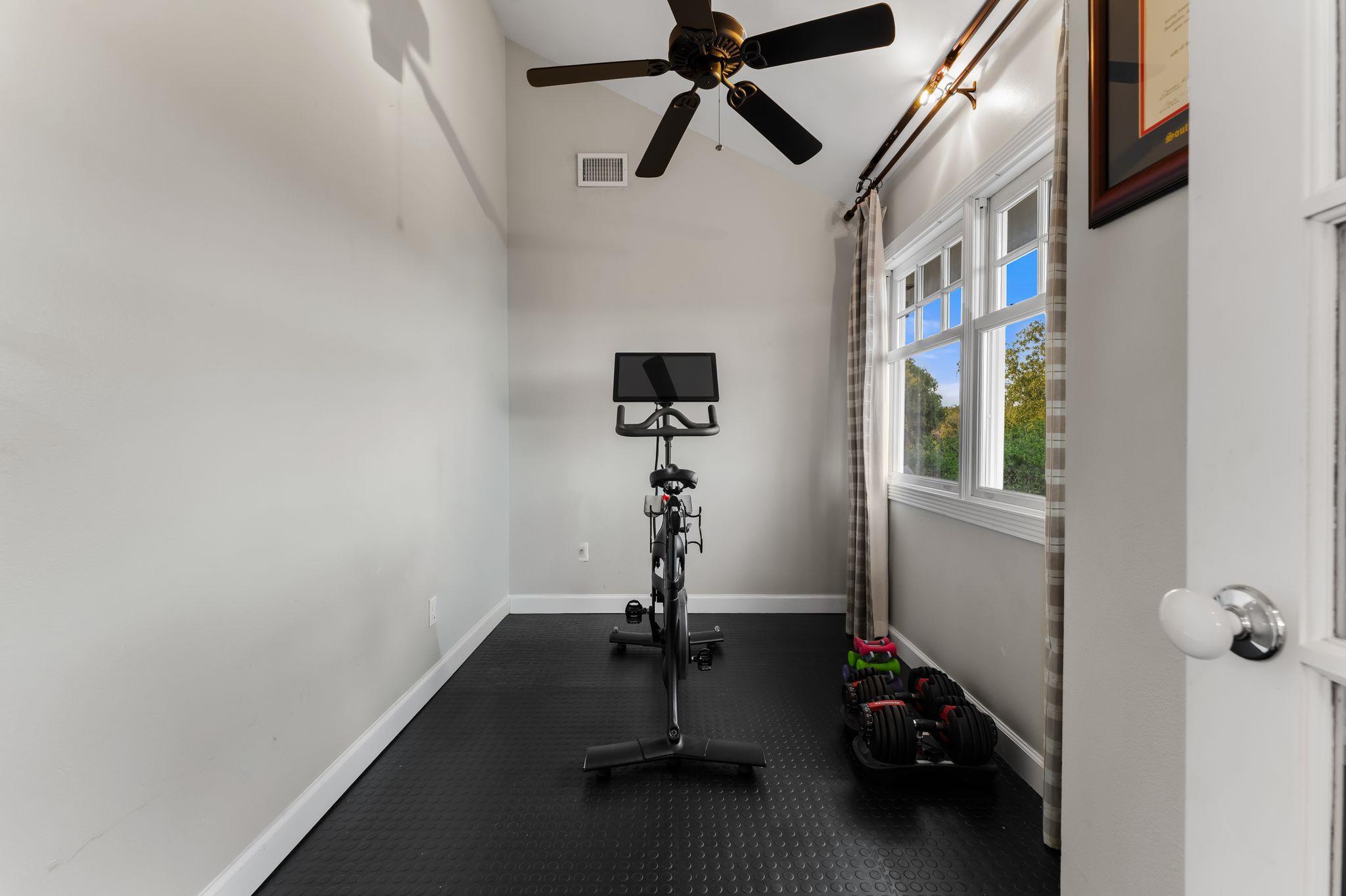 2103 Doral DR, Austin